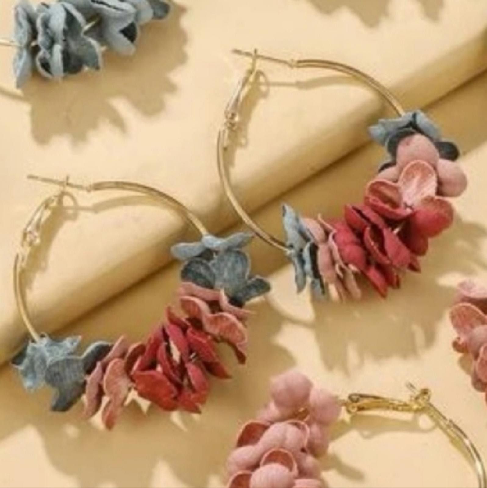 Other Floral Cloth Gold Hoop Earrings Size ONE SIZE - 1 Thumbnail
