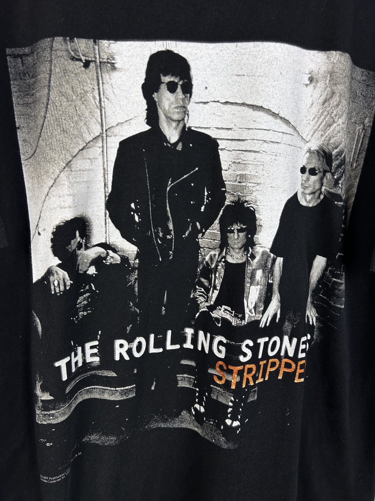 Band Tees 90s Vintage The Rolling Stones Stripped 1997 IAM T-Shirt Size US XL / EU 56 / 4 - 2 Thumbnail