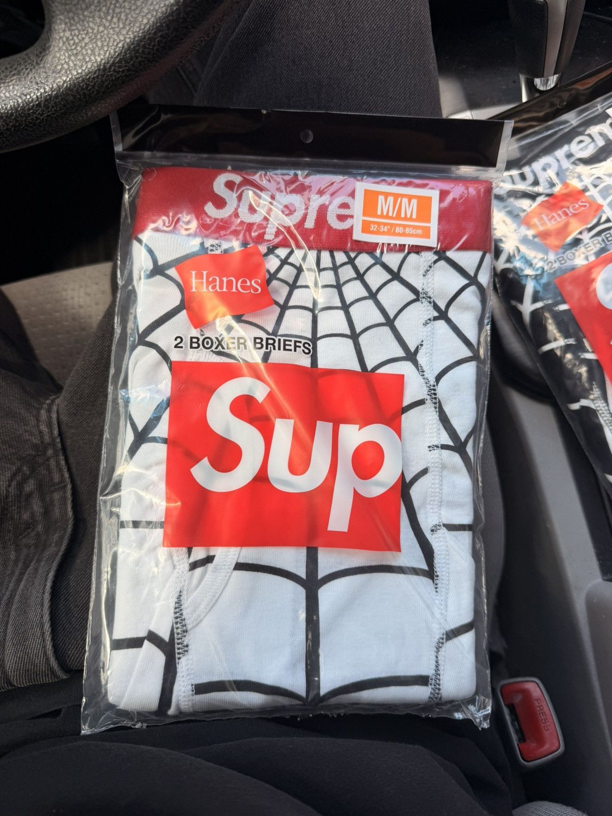 Supreme Supreme®/Hanes® Spider-Man Boxer Briefs (2 Pack) WHITE Size 32 - 2 Thumbnail