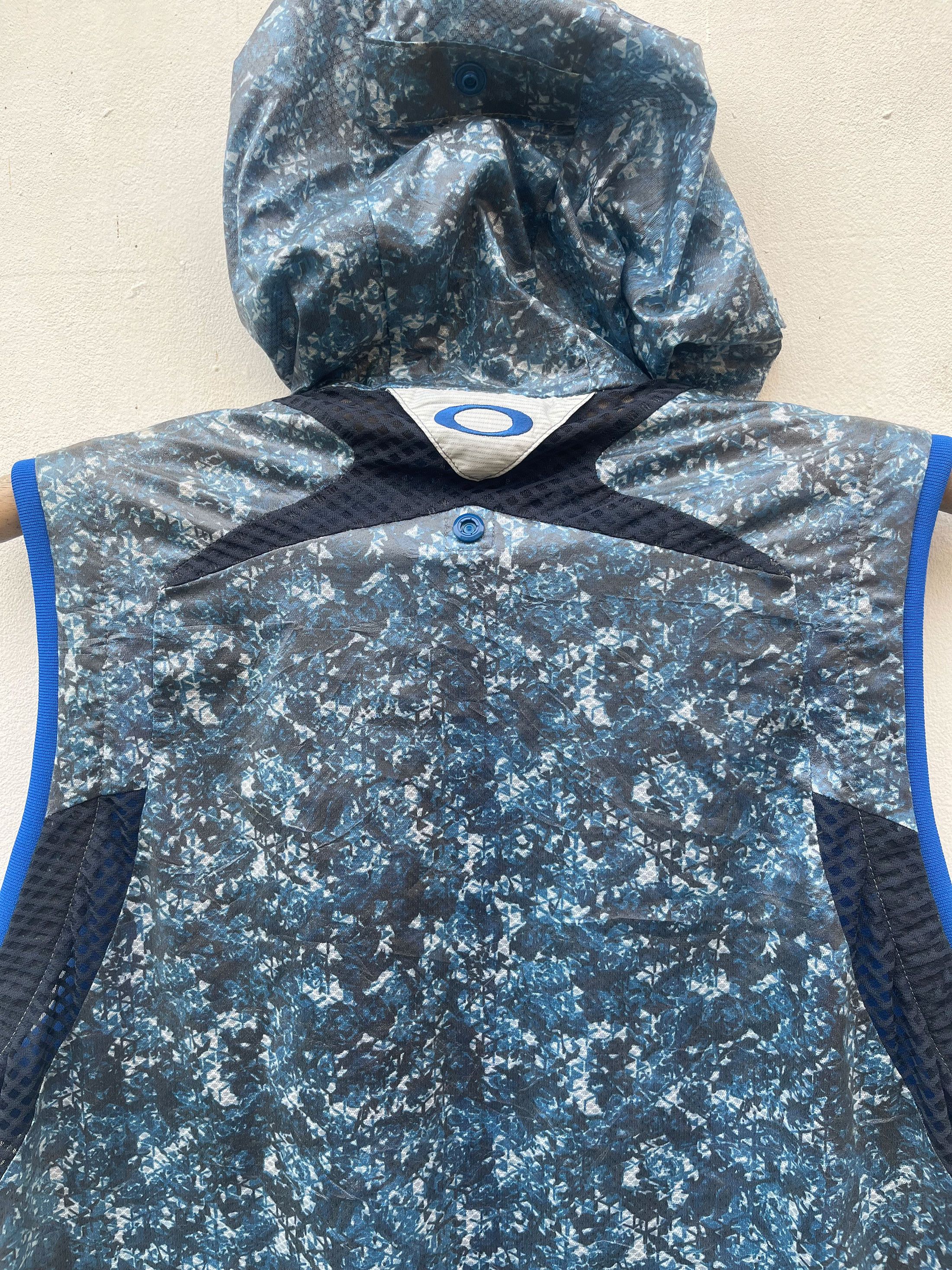 Oakley Oakley Sleeveless Camoulage Hoodie Zipper Vest Light Jacket Size US M / EU 48-50 / 2 - 4 Thumbnail