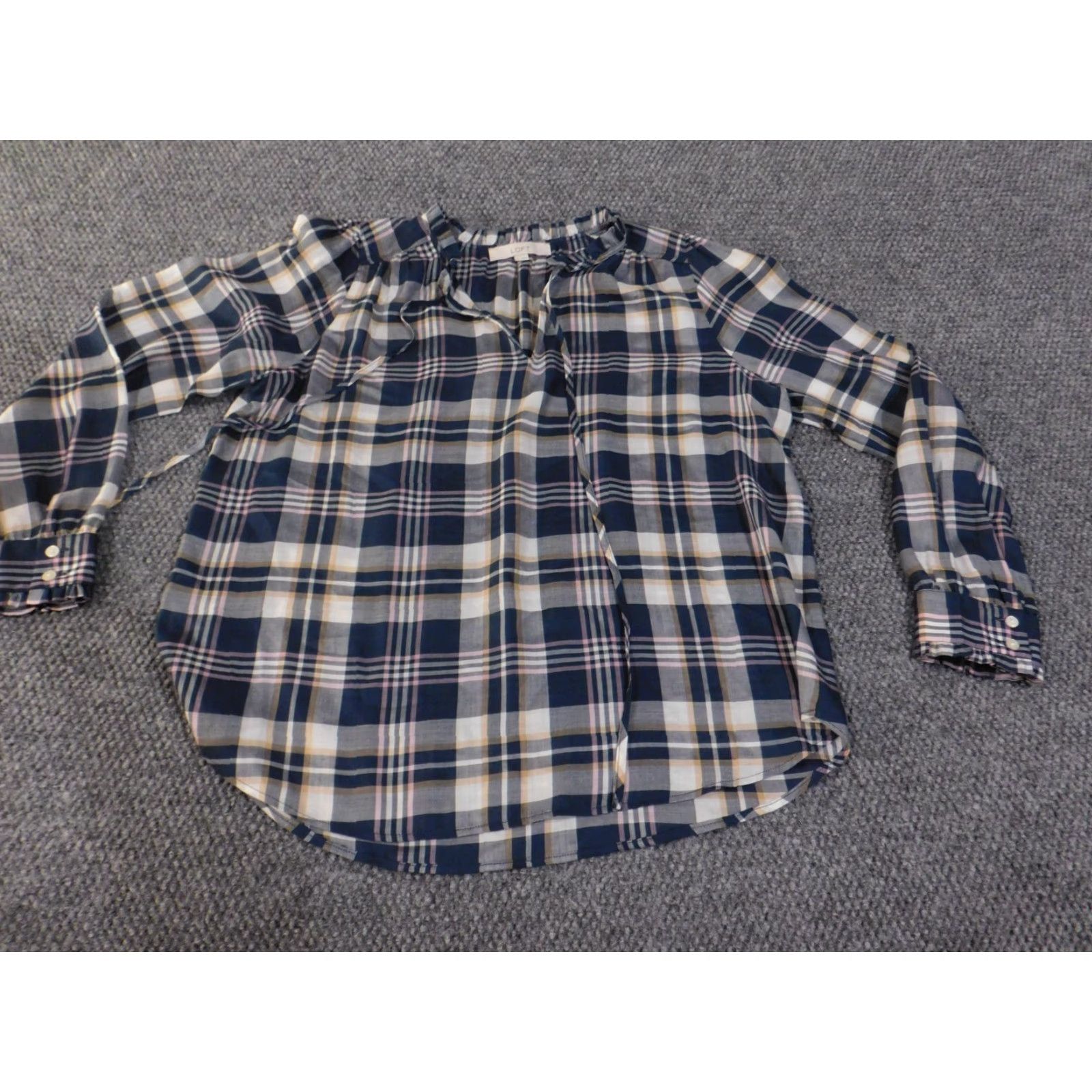 Ann Taylor Loft Ann Taylor Loft Blue Plaid Blouse M Women Lyocell Woven Pullover Casual Ruffle Long Sleeve Collared Denim Colorful Basic Size M / US 6-8 / IT 42-44 - 4 Thumbnail