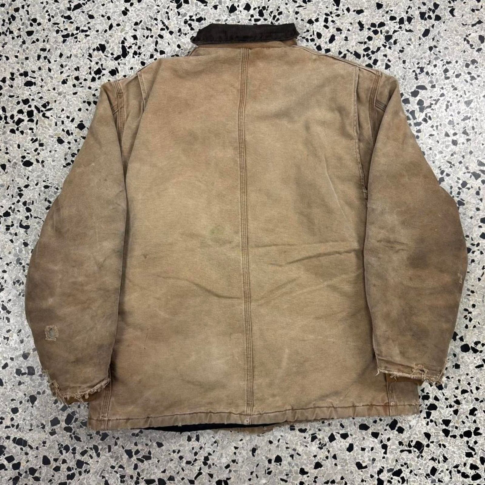 Carhartt VINTAGE 90S Y2K THRASHED CARHARTT WORKWEAR JACKET: Size US L / EU 52-54 / 3 - 8 Thumbnail