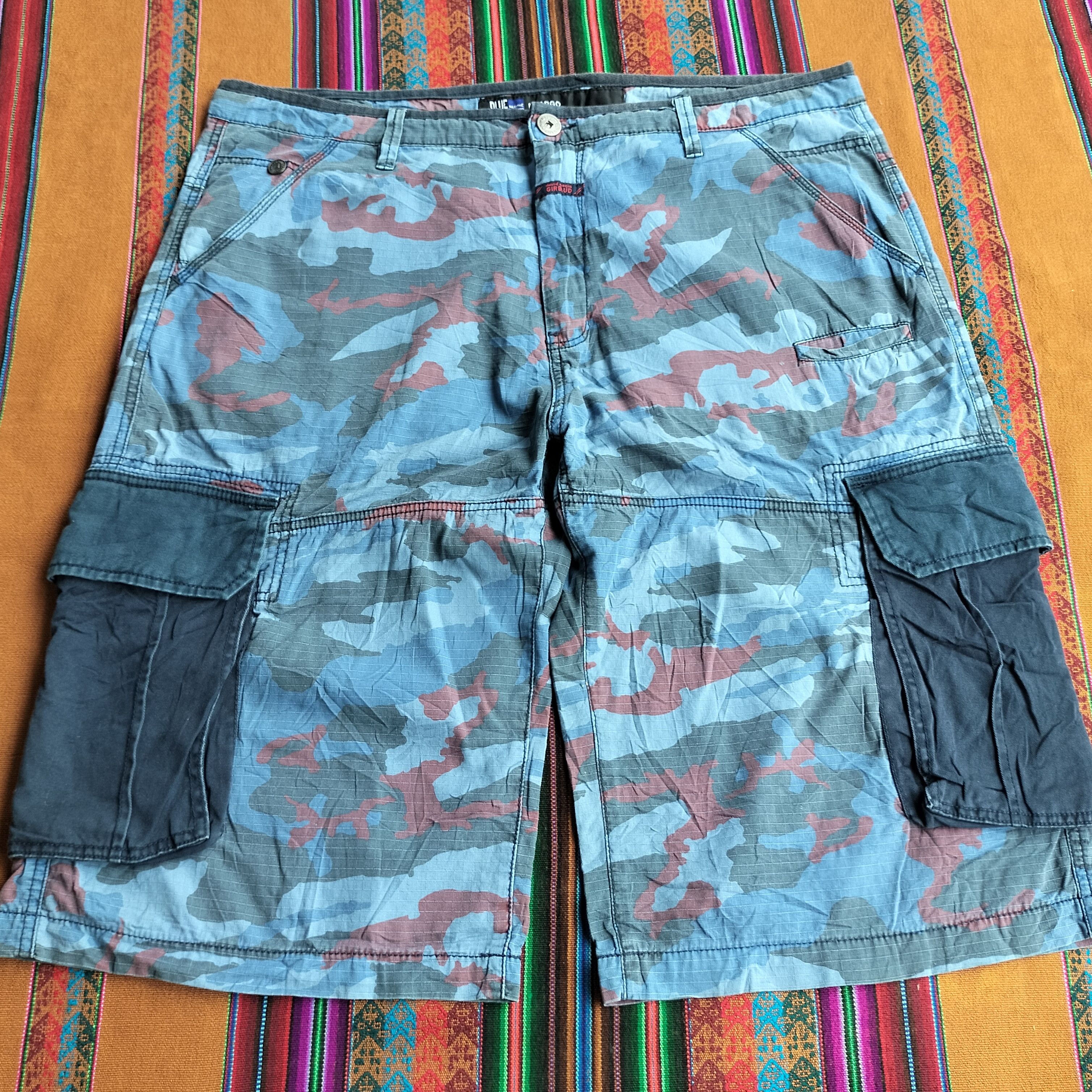 Marithe + Francois Girbaud Marithe francoi girbaud camouflage hybrid cargo short Size US 40 / EU 56 - 4 Thumbnail