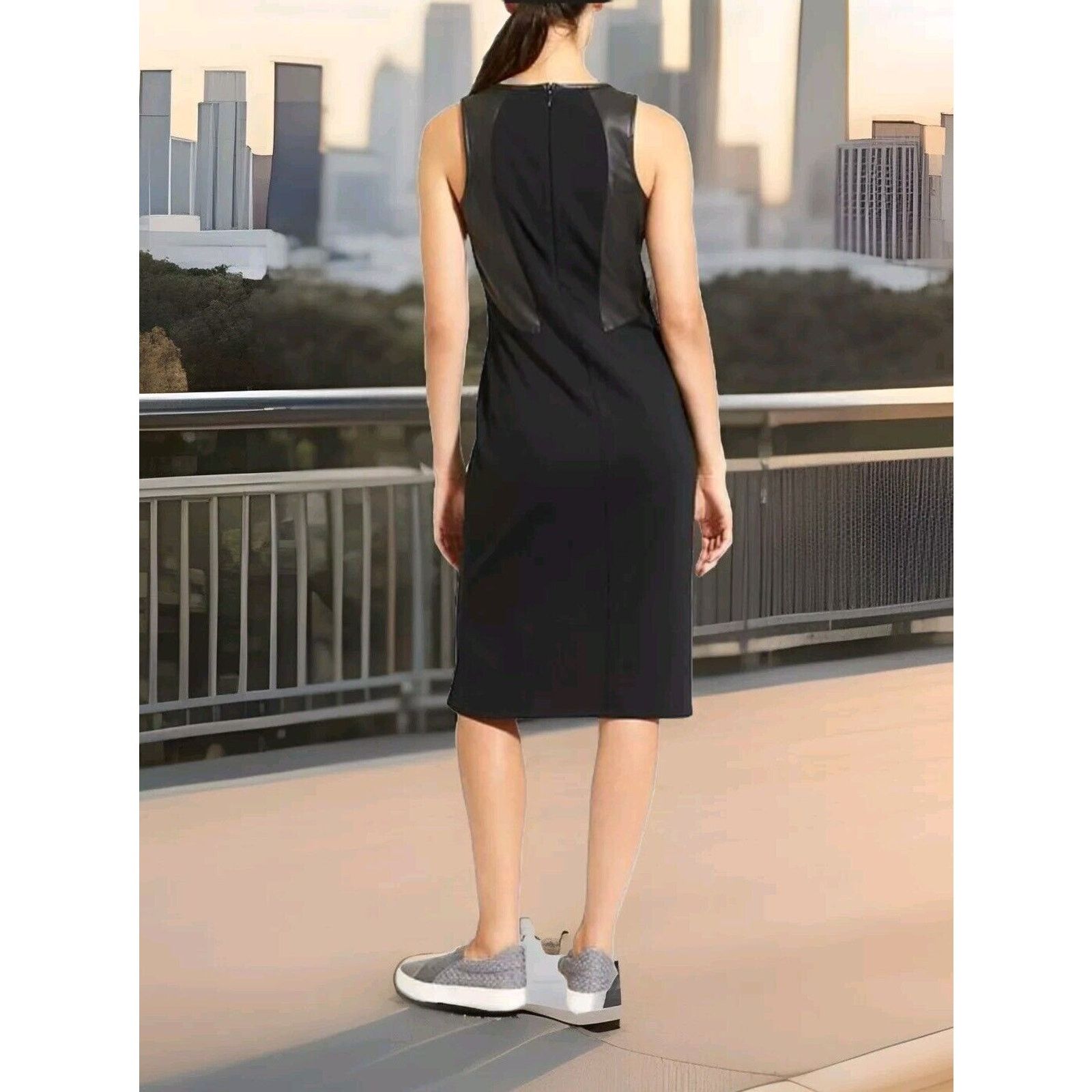 Athleta Athleta XS Night On The Town Ponte Dress Black Faux Vegan Size XS / US 0-2 / IT 36-38 - 2 Thumbnail