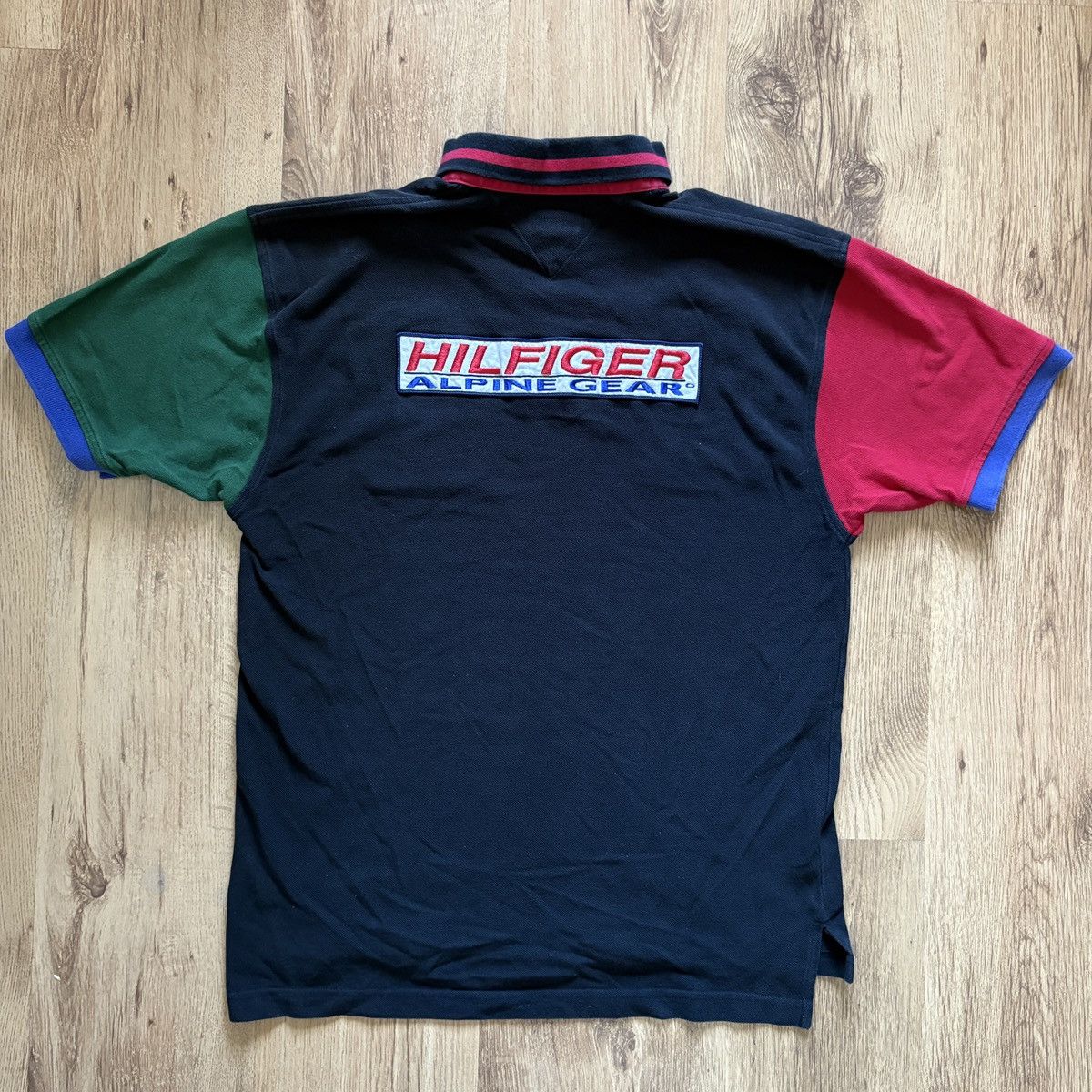 Tommy Hilfiger Vintage 90s y2k multicolour Tommy Hilfiger Alpine Gear Polo Size US M / EU 48-50 / 2 - 7 Thumbnail