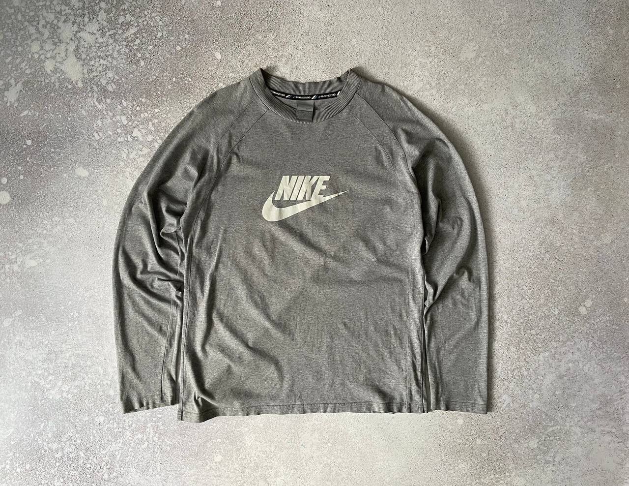 Nike × Vintage Vintage Nike Sweatshirt Big Central Swoosh Logo Y2K Drill Size US L / EU 52-54 / 3 - 1 Thumbnail