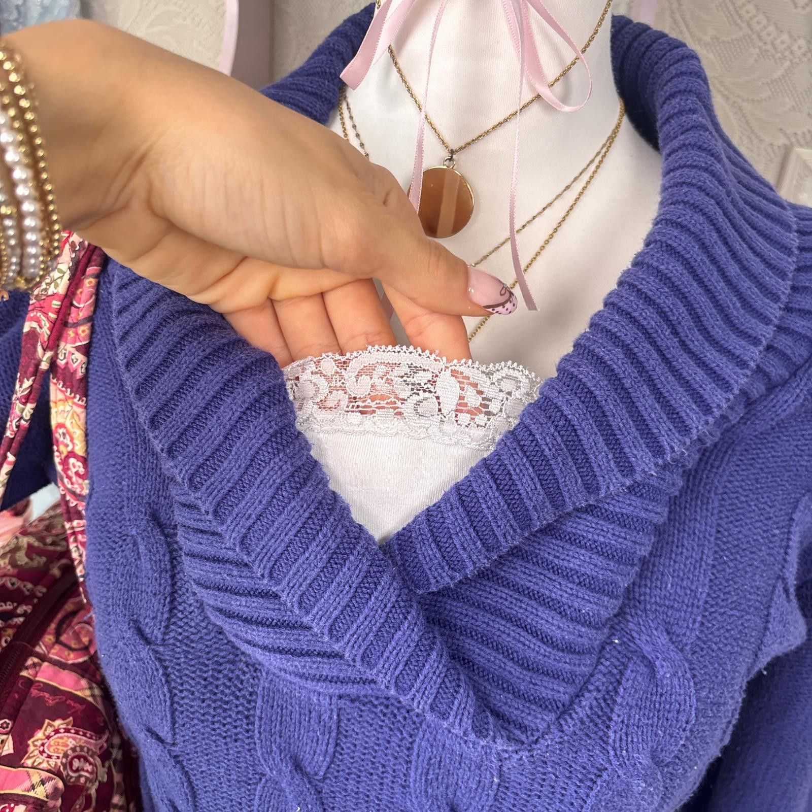 Style & Co vintage purple cable knit sweater with built in layered lace Size S / US 4 / IT 40 - 3 Thumbnail