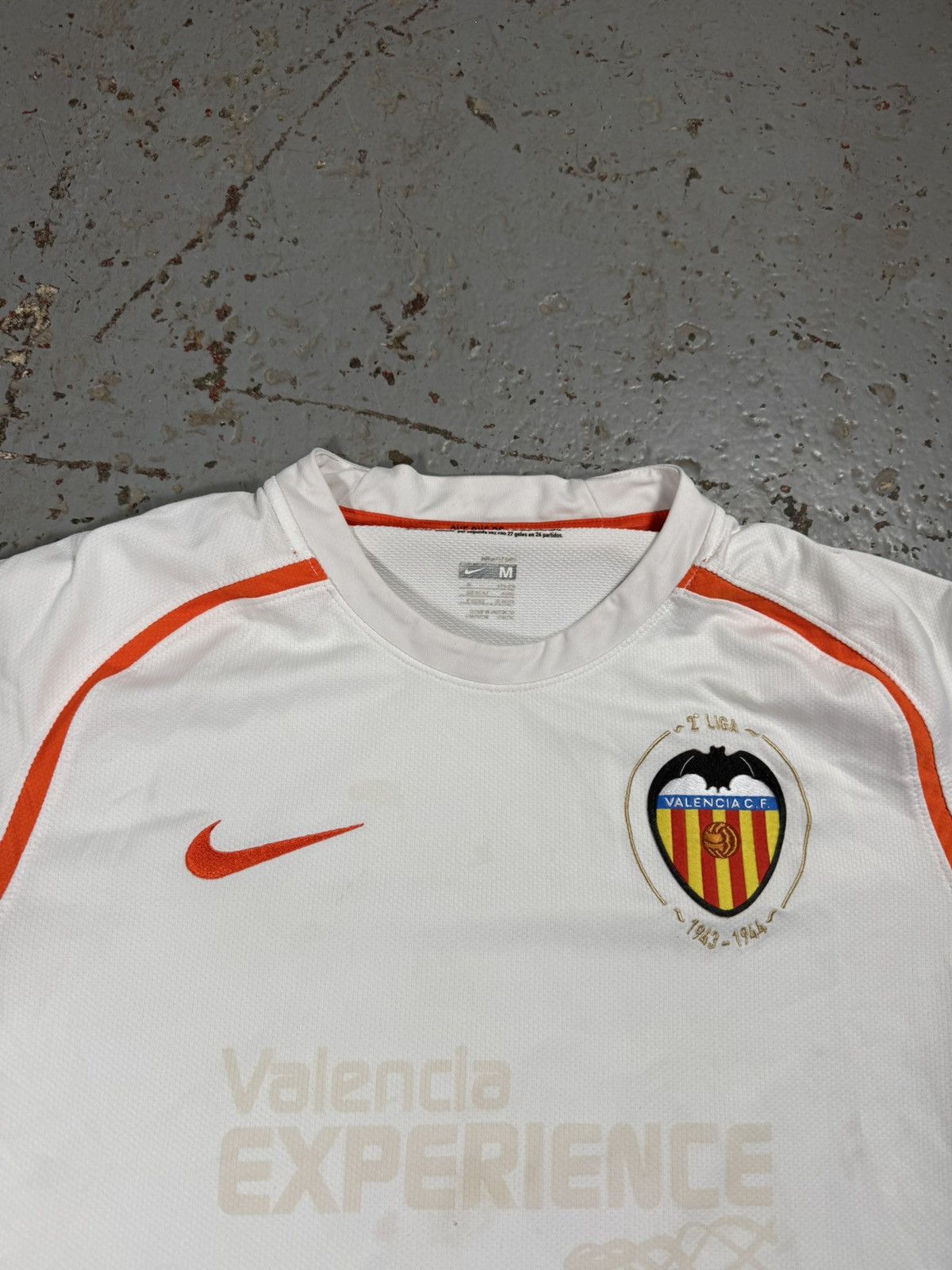 Nike Vintage Nike Valencia Spain Futbol Jersey Size US M / EU 48-50 / 2 - 5 Thumbnail
