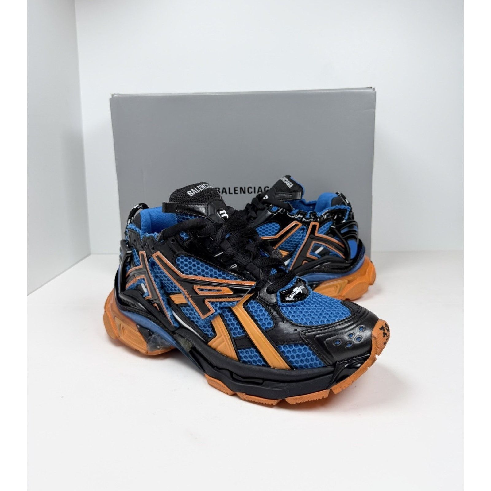 Balenciaga Size 39EU/6US - Balenciaga Runner Blue Orange Size US 6 / EU 39 - 2 Thumbnail