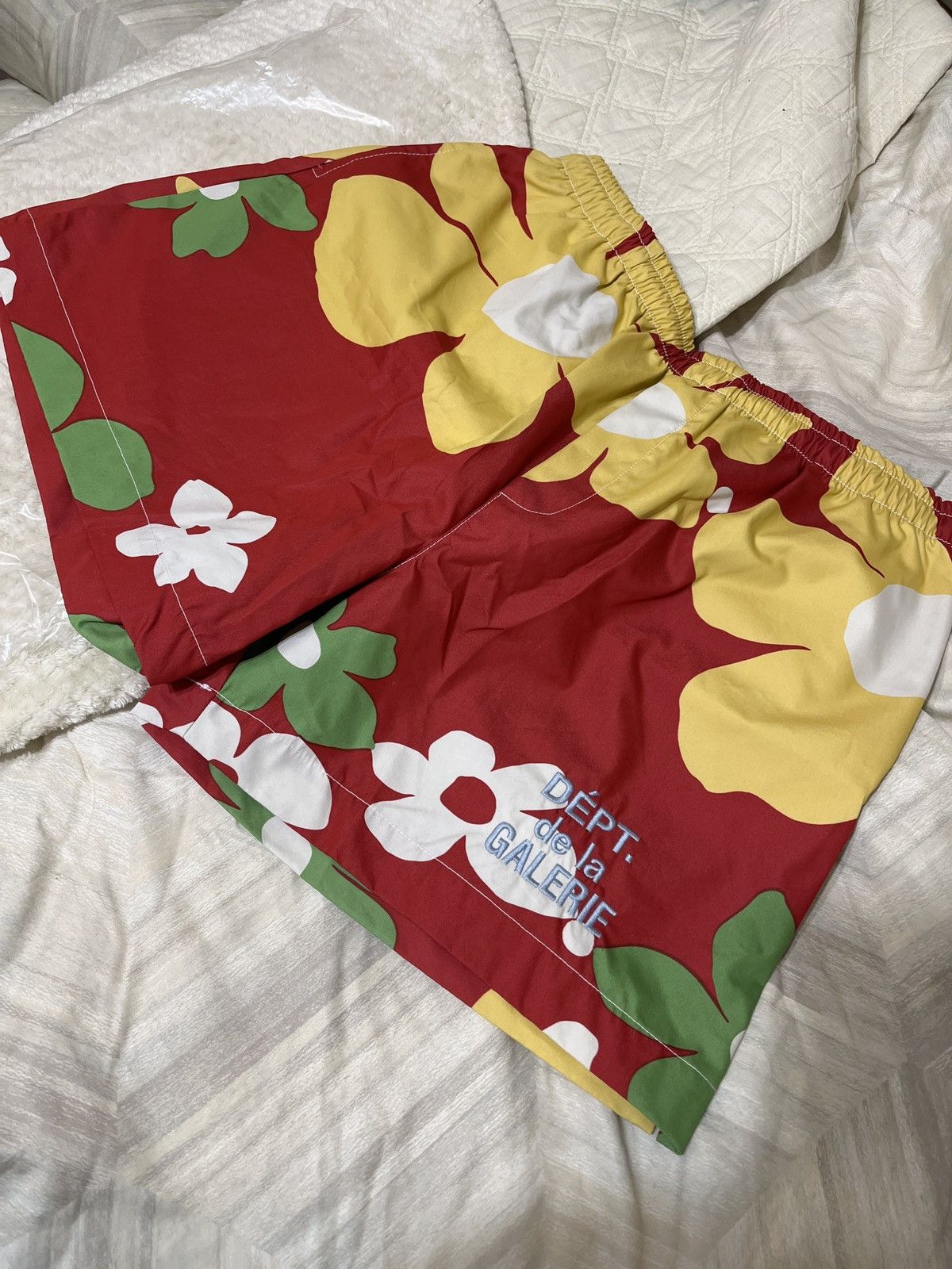 Gallery Dept. Gallery Dept Floral Zuma shorts Size US 33 - 1 Thumbnail