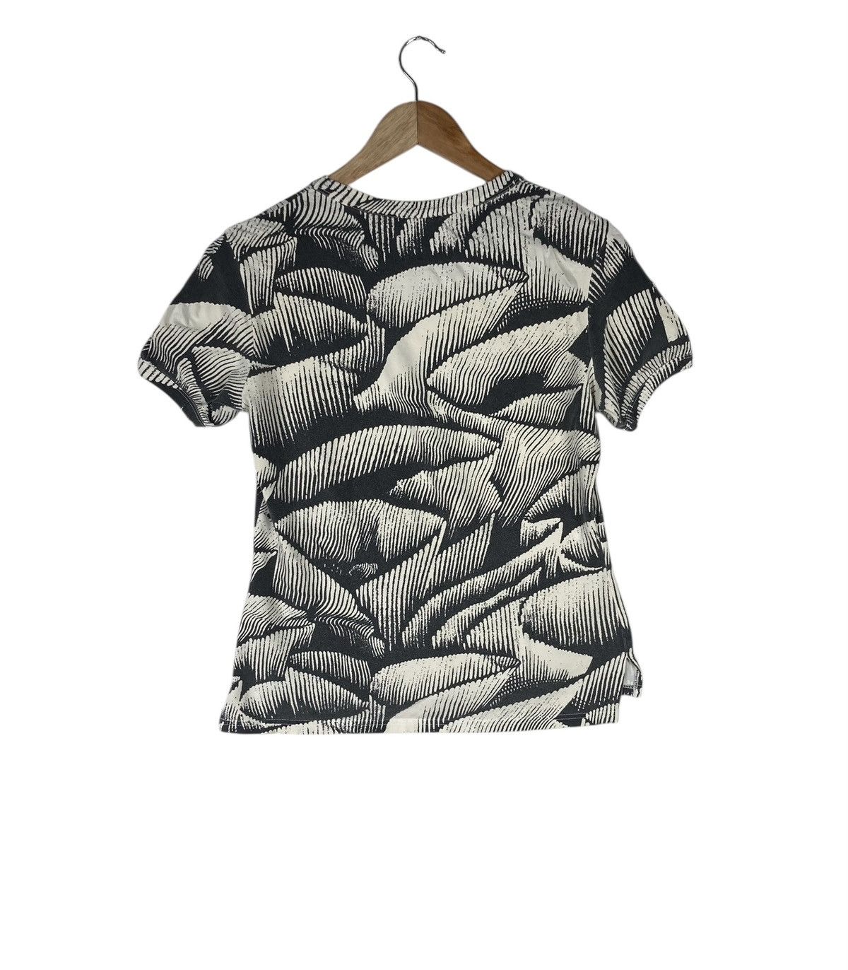 Vivienne Westwood Milan Released Vivienne Westwood Milan Orb Logo T-Shirt Size M / US 6-8 / IT 42-44 - 3 Thumbnail