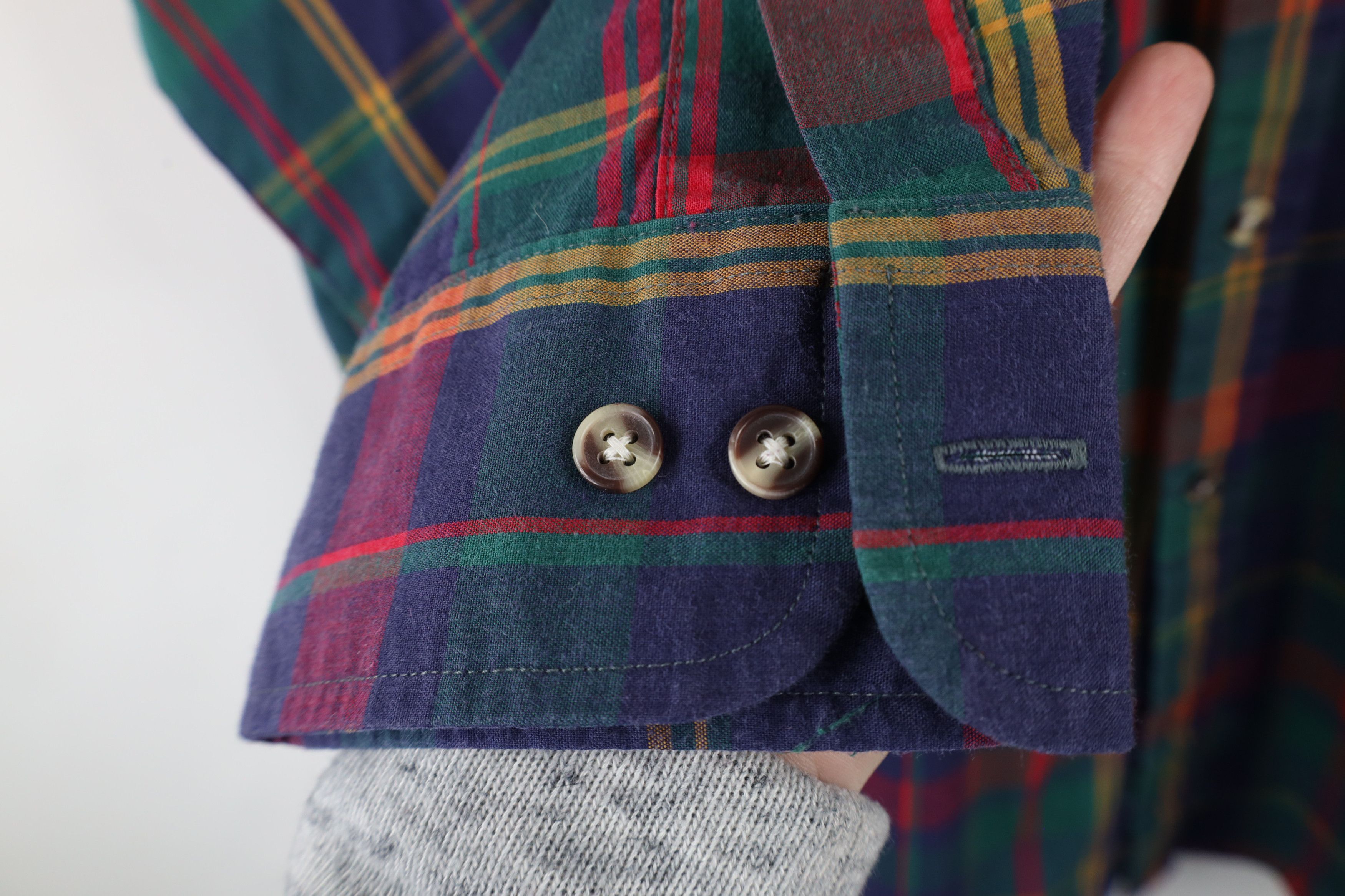 Vintage Vintage 90s Streetwear Plaid Collared Button Down Shirt Size US XL / EU 56 / 4 - 4 Thumbnail