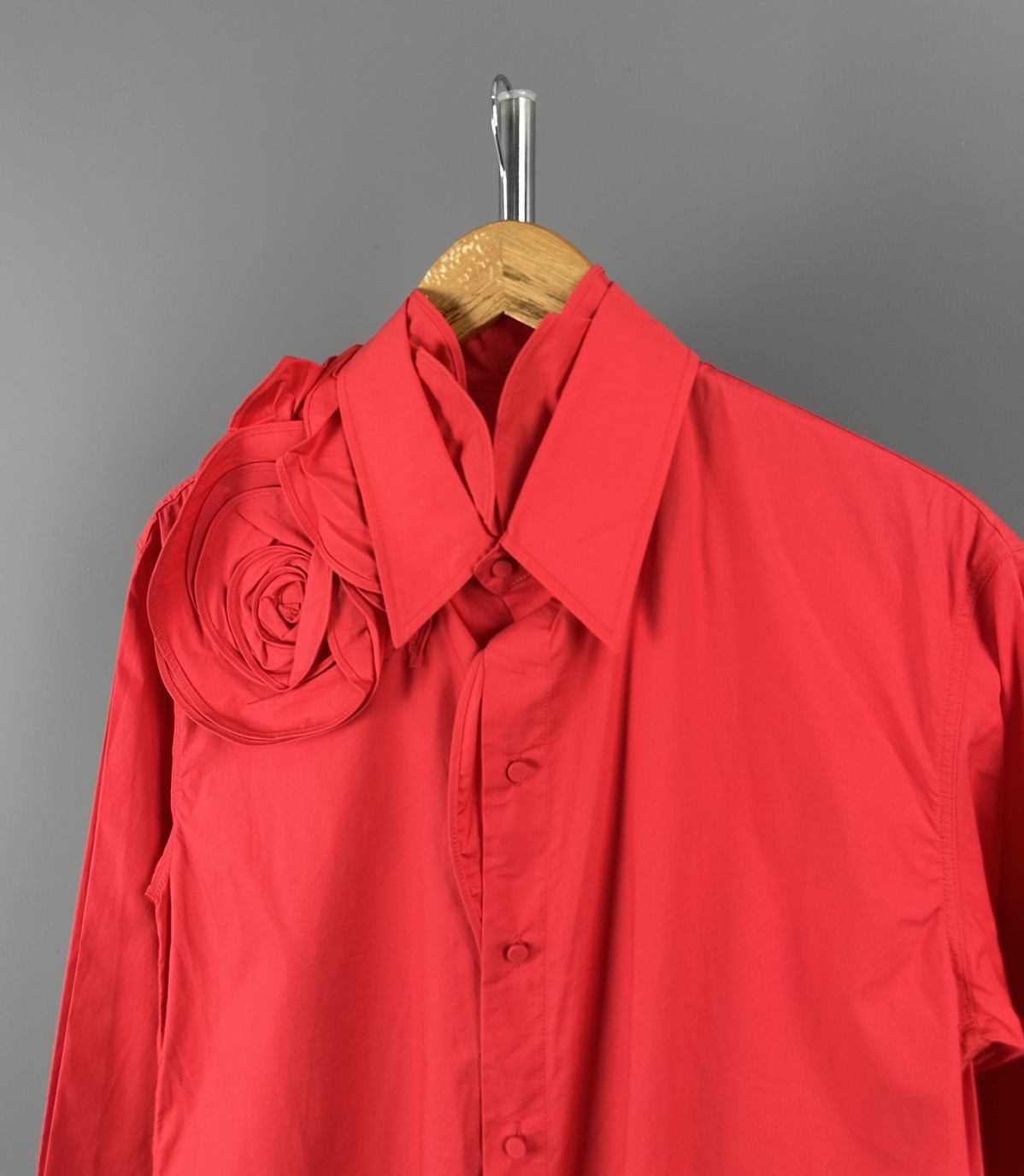 Valentino Valentino - Floral Appliqué- Poplin Cotton Oversized shirt Size XS / US 0-2 / IT 36-38 - 4 Thumbnail