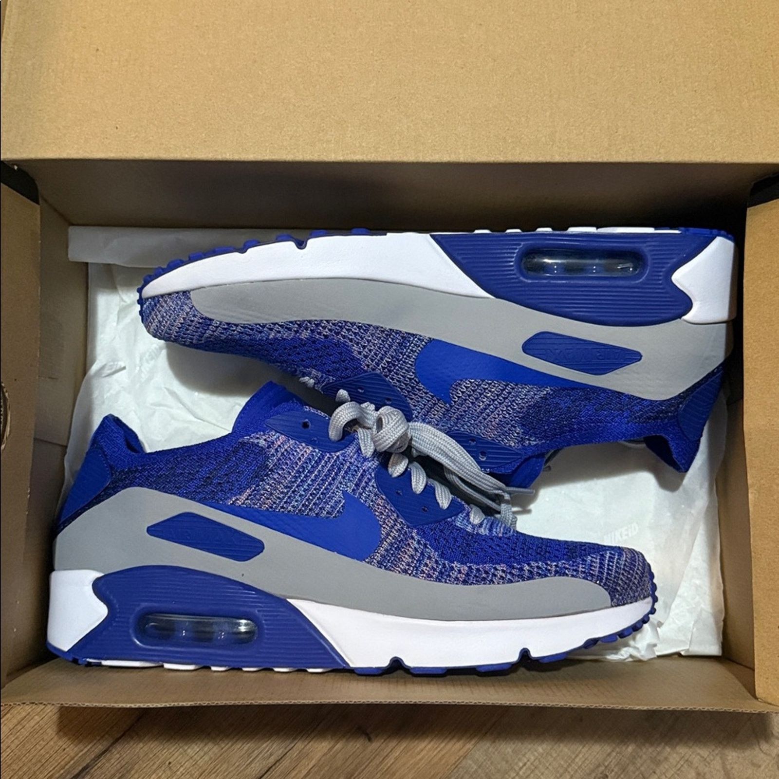 Nike 2017 Nike ID Air Max 90 Flyknit Size US 11 / EU 44 - 10 Thumbnail