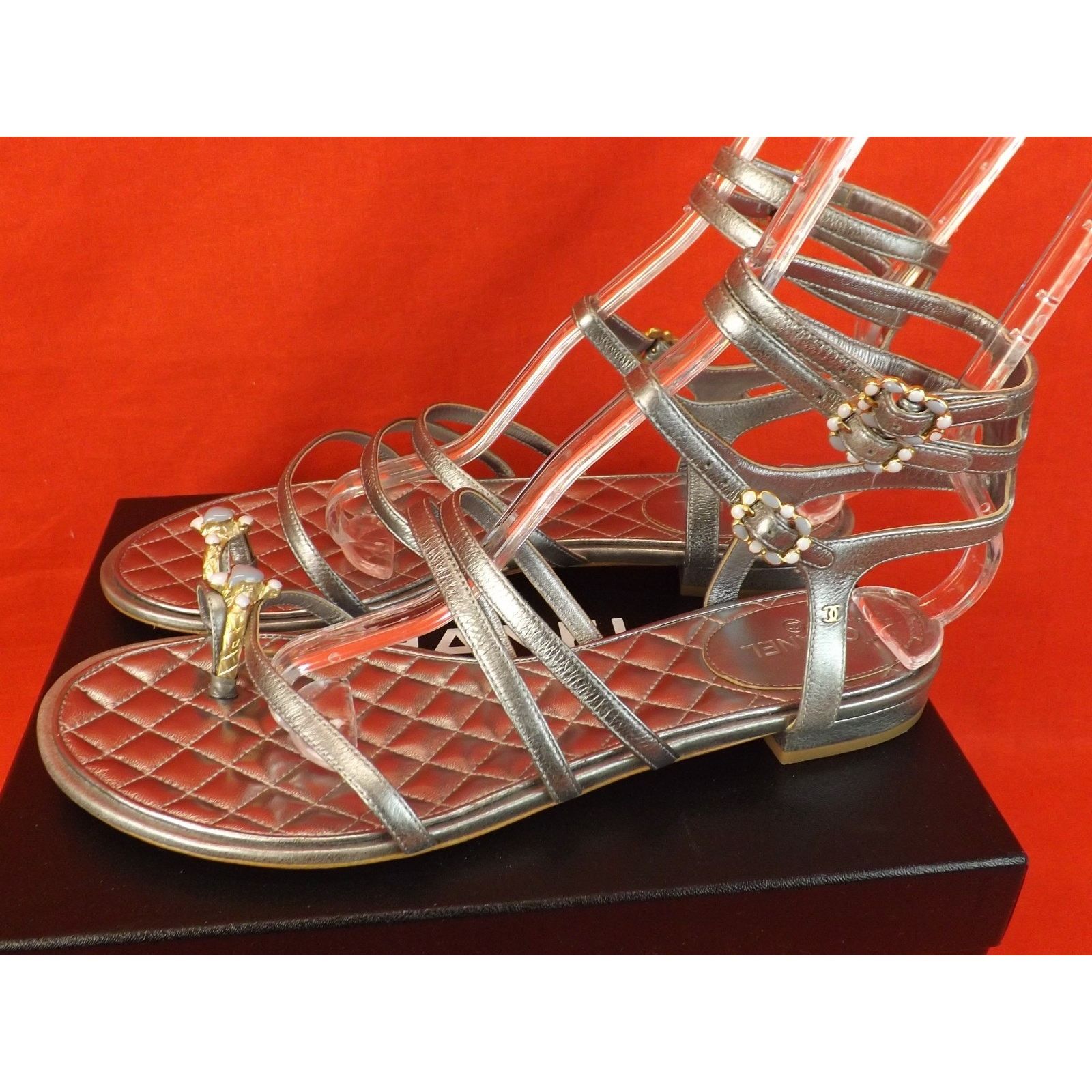 Chanel CHANEL SILVER LEATHER JEWELS RING CC LOGO FLATS SANDALS 42 Size US 12 / IT 42 - 5 Thumbnail