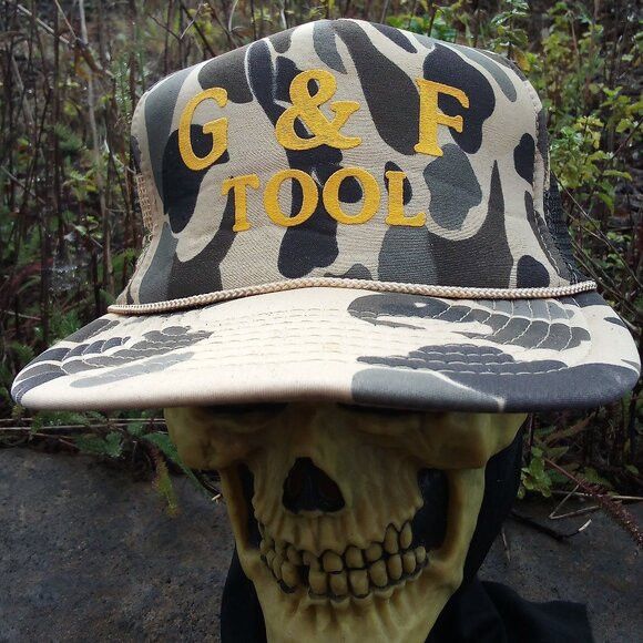 Vintage Vintage G&F Tool Camouflage Snap Trucker Hat Cap Size ONE SIZE - 1 Thumbnail