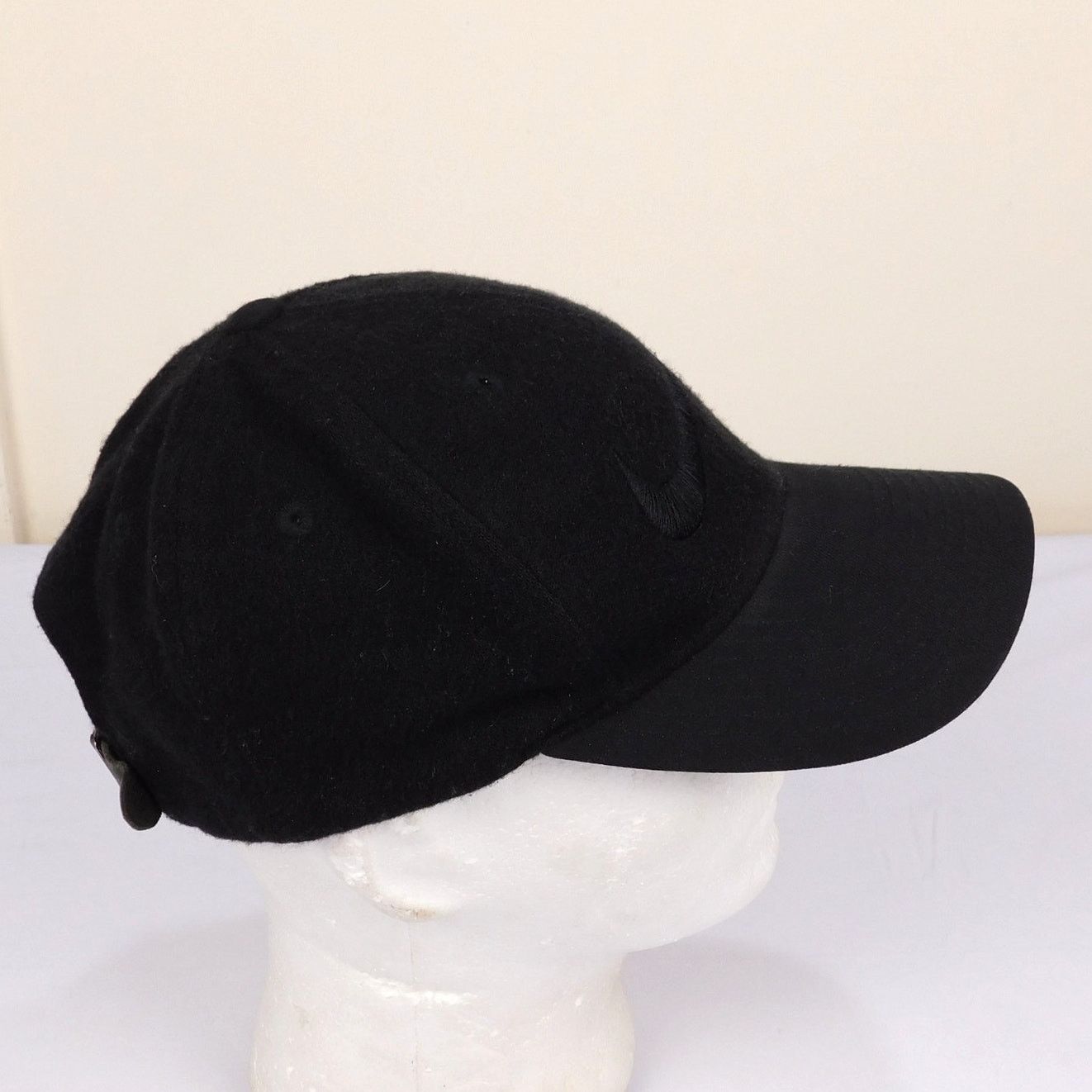 Nike Vintage Nike Black Wool Strapback Hat Cap Tonal Swoosh Y2K Size ONE SIZE - 3 Thumbnail