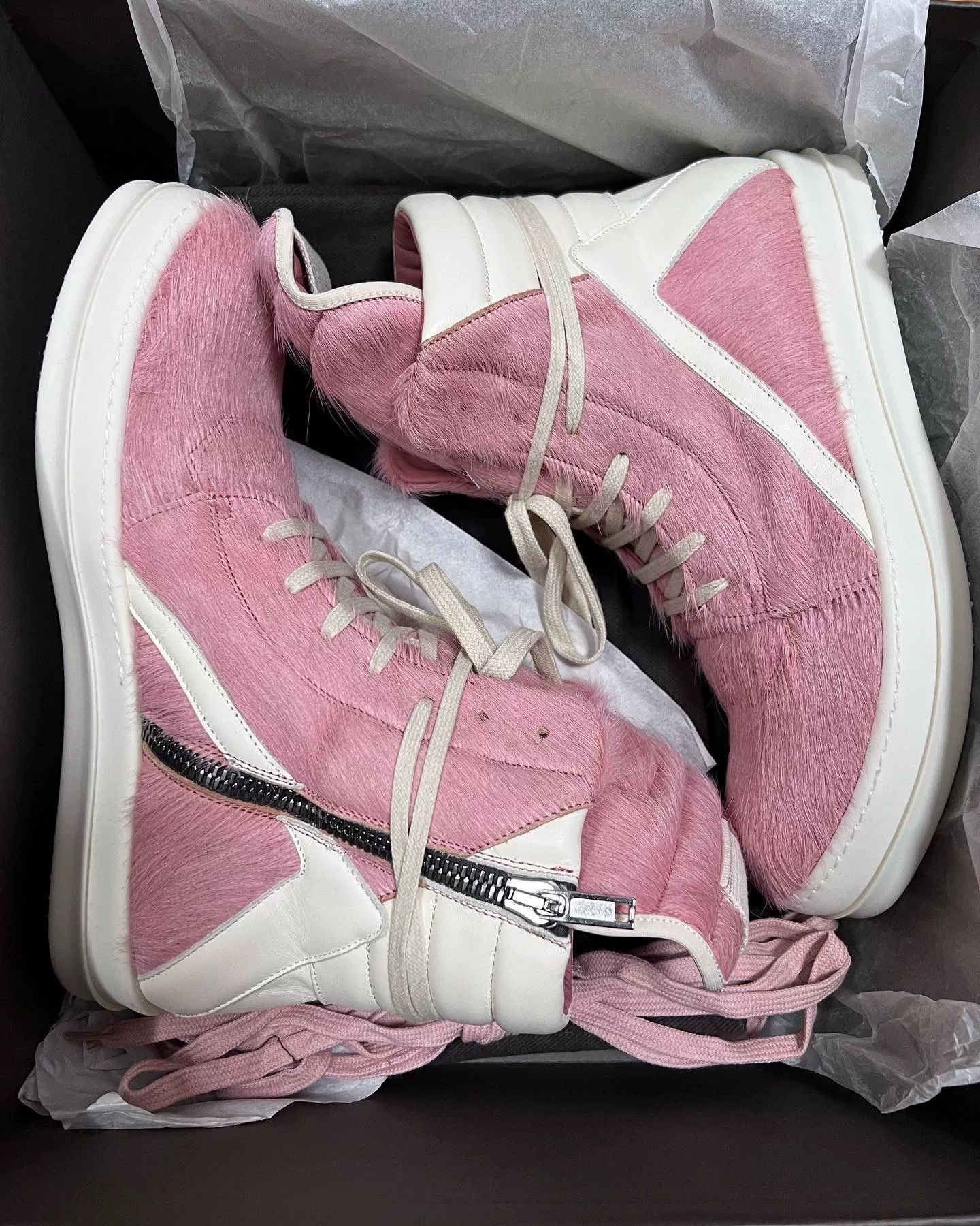 Rick Owens Rick Owens Pink Fur-Trimmed Sneakers Size US 10.5 / EU 43-44 - 1 Thumbnail