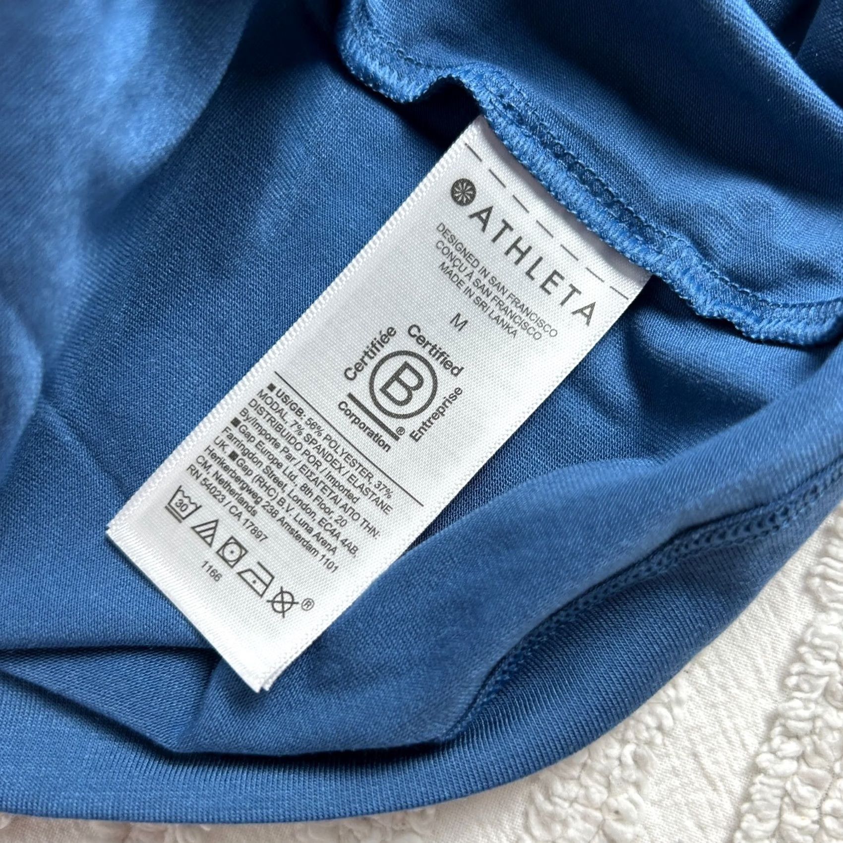 Athleta Athleta Air Out Cinch Tee T-Shirt Blue Short Sleeve Size Medium Womens Regular XS? Size M / US 6-8 / IT 42-44 - 4 Thumbnail