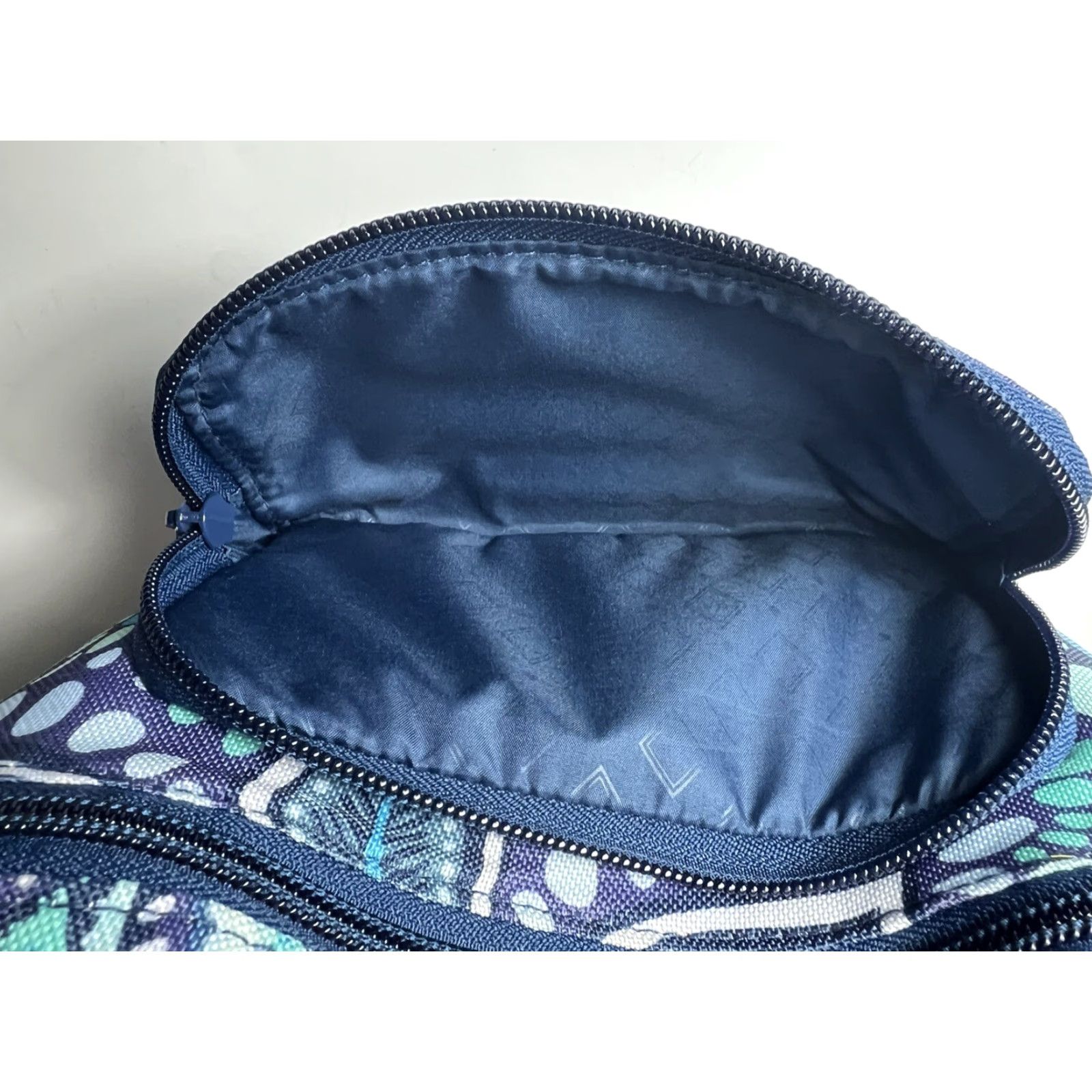 Vera Bradley Vera Bradley Designs Fanny Pack Multicolor Blues & Teal Paisley Quilted Belt Bag & Fanny Pack Women Small USA Quilted Lightweight Casual 11.5” x 5” Size ONE SIZE - 3 Thumbnail