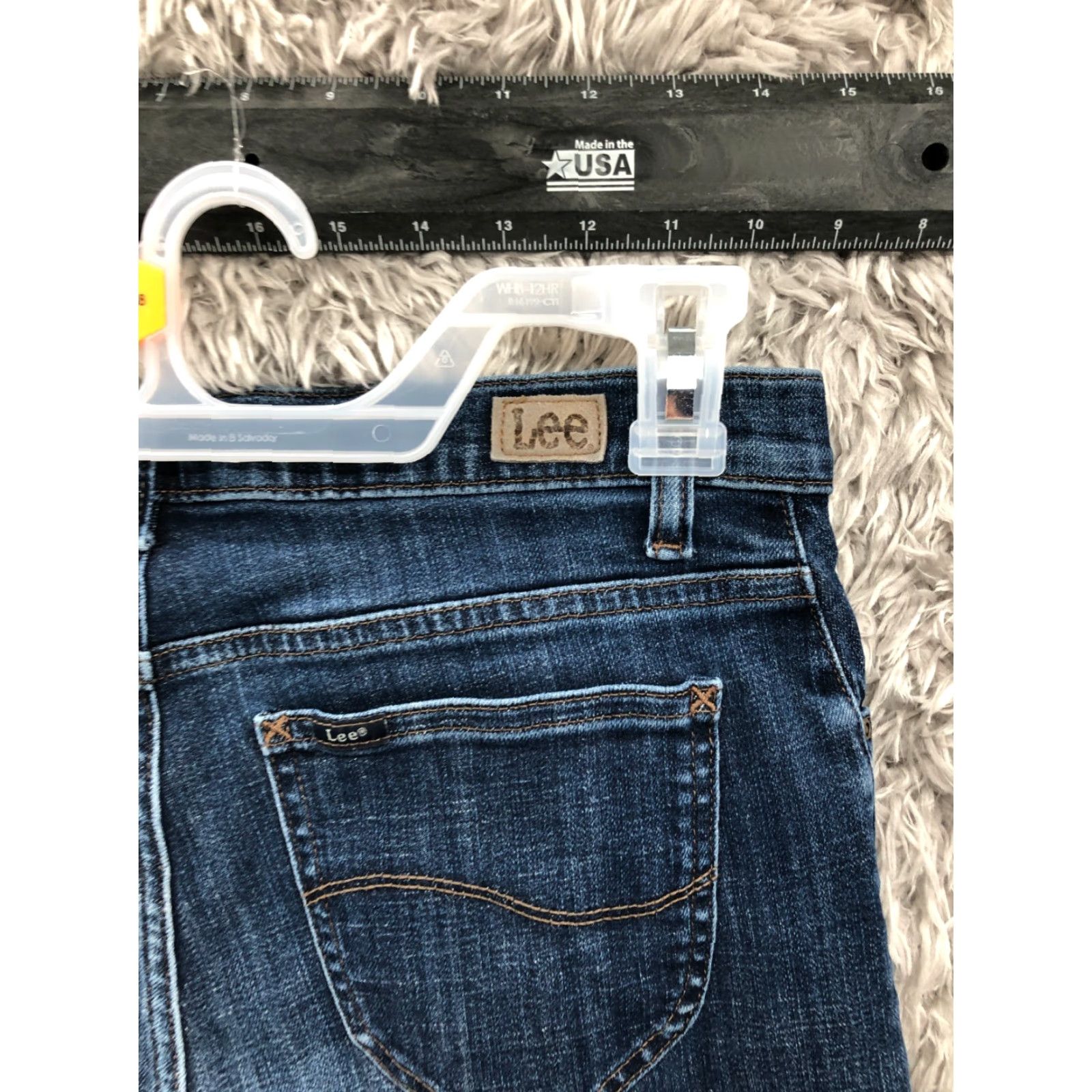 Lee Lee Jeans Womens Size 8L Mid Rise Dark Wash Blue Denim Relaxed Straight Leg Jeans - 5-Pocket Comfort Style Mens? (Wait) Size 30" / US 8 / IT 44 - 6 Thumbnail