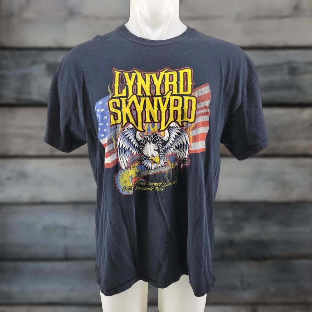 Gildan Lynyrd Skynyrd Shirt Adult XL Last of the Street Survivors Farewell Tour Mens Size US XL / EU 56 / 4 - 1 Thumbnail