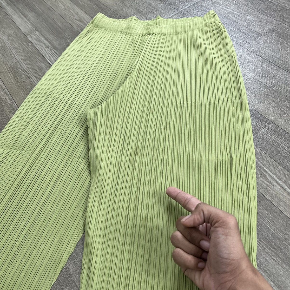 Pleats Please Issey Miyake Vintage Pleats Please Issey Miyake Green Monthly June Pants Size US 28 / EU 44 - 5 Thumbnail