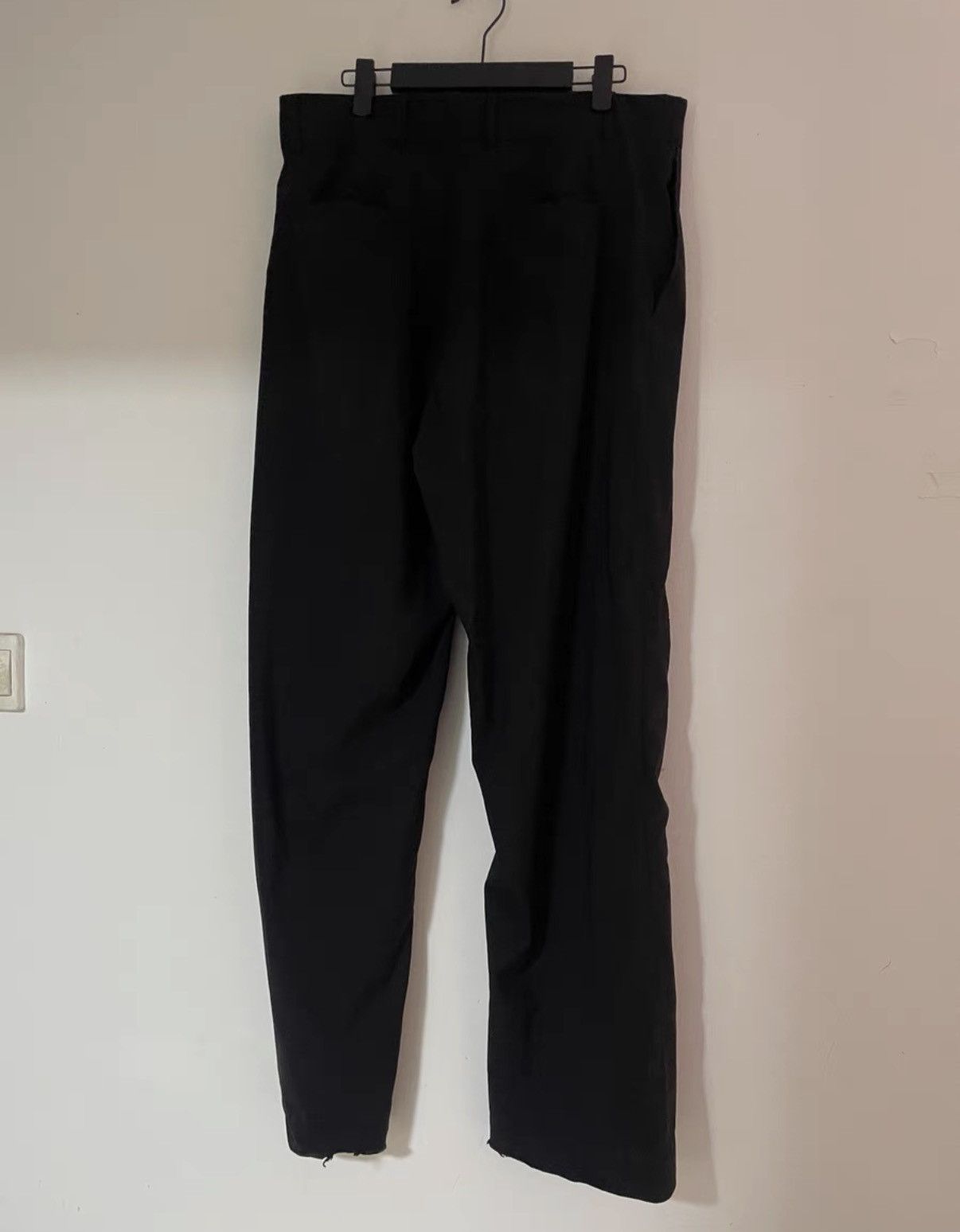 1017 ALYX 9SM 1017 Alyx 9sm Straight-Leg Paneled Wool Trousers Size US 32 / EU 48 - 2 Thumbnail