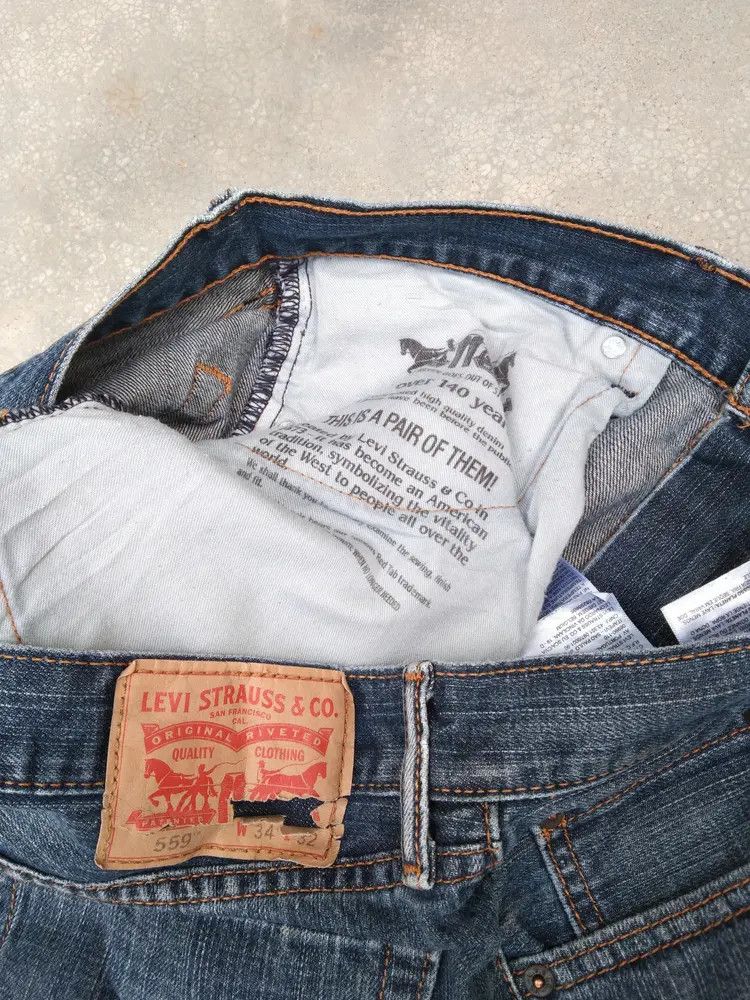 Levi's Vintage Levi's Jeans 559 Straight Distressed Denim 34x32 Size US 34 / EU 50 - 5 Thumbnail