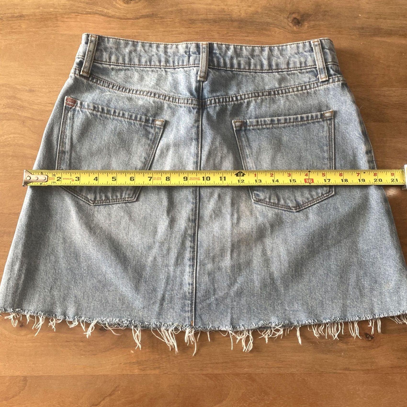 Urban Outfitters Urban Outfitters Denim Mini Skirt Womens Size Large 31 Waist Hi-Rise Raw Hem Blue Size 36" / US 14 / IT 50 - 7 Thumbnail
