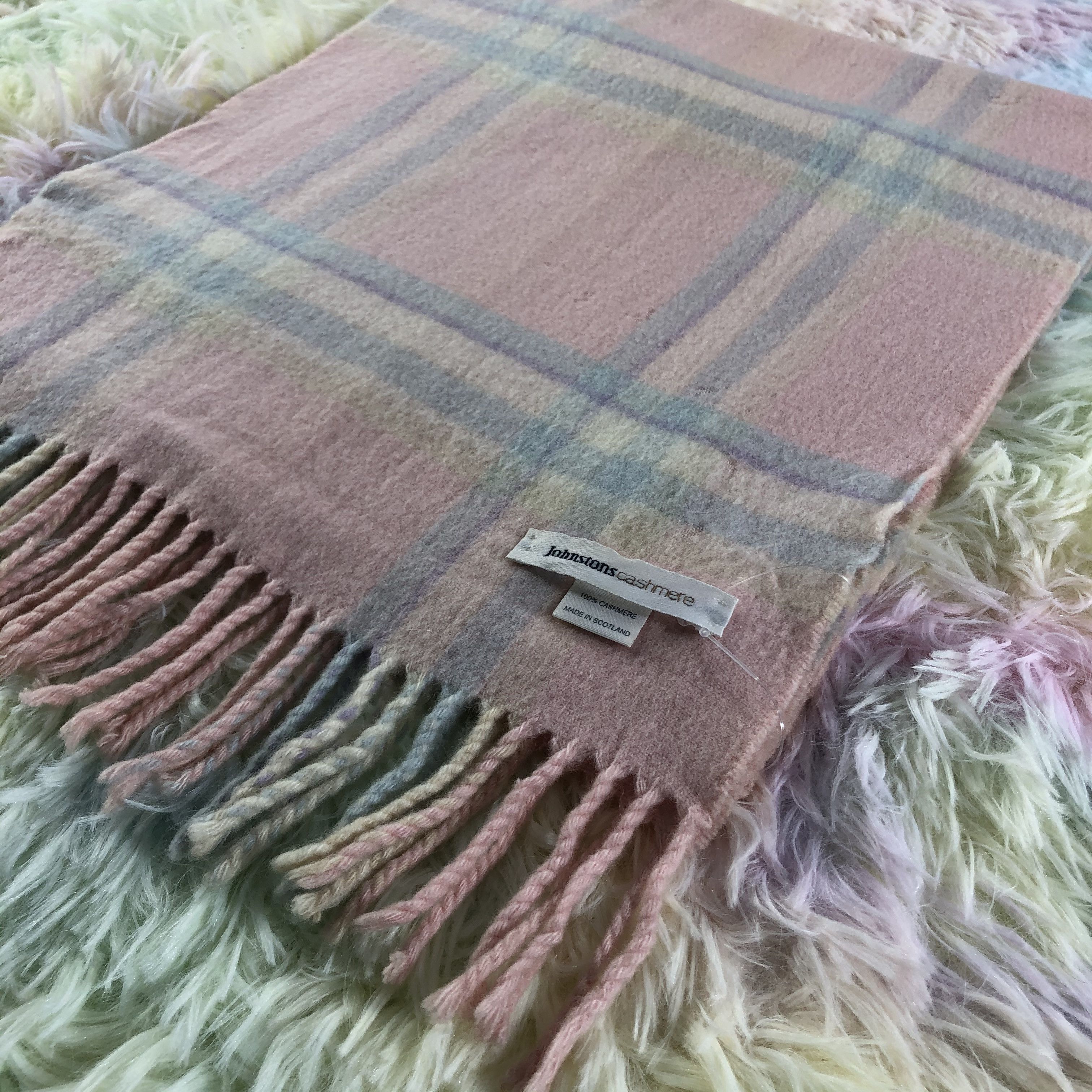 Johnstons Of Elgin Johnstons Scarf / Muffler / Neckwear - KM205 Size ONE SIZE - 4 Thumbnail