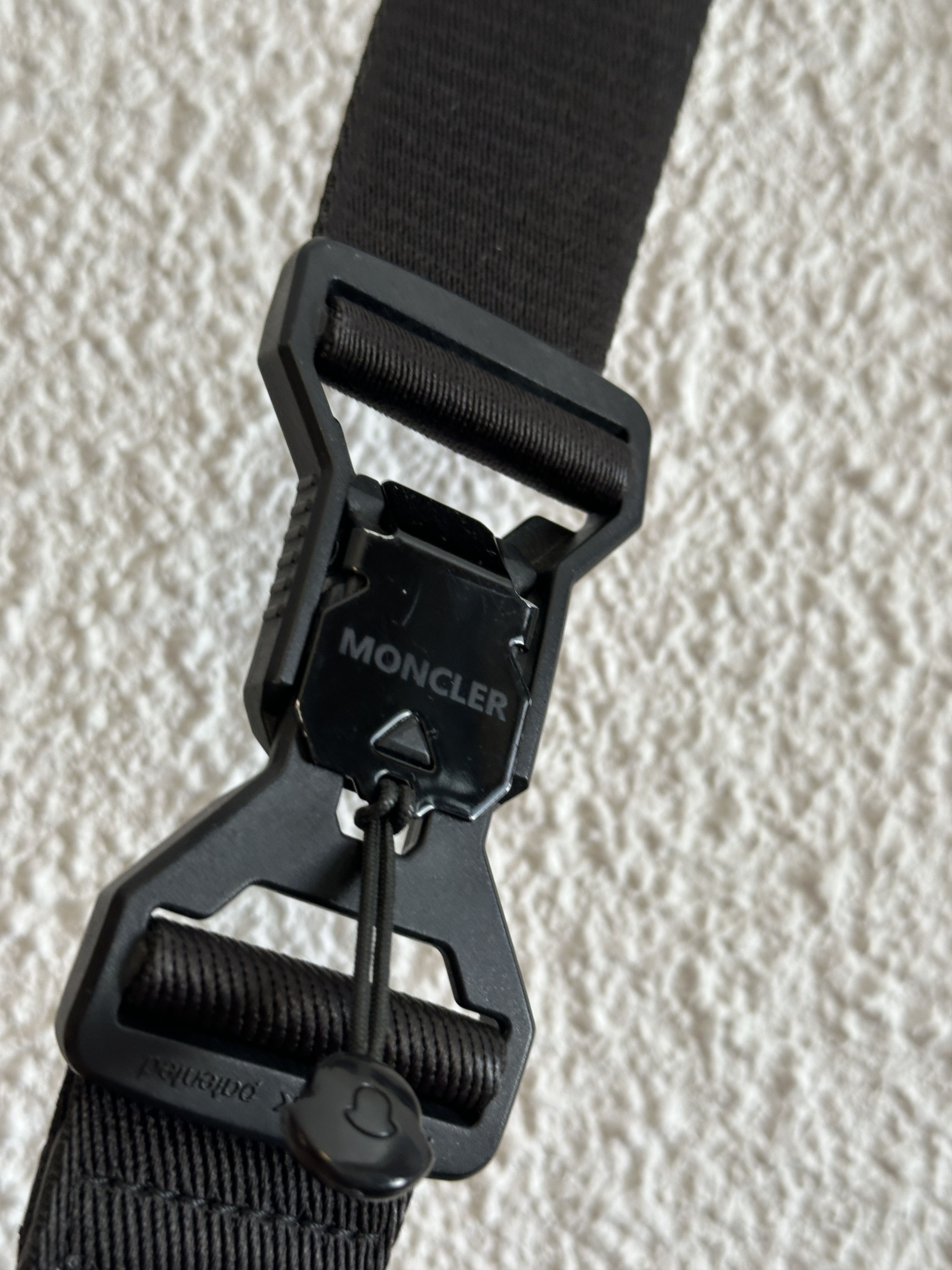 Moncler Moncler vintage rare Durance Belt Leather bum Bag #mob Size ONE SIZE - 5 Thumbnail