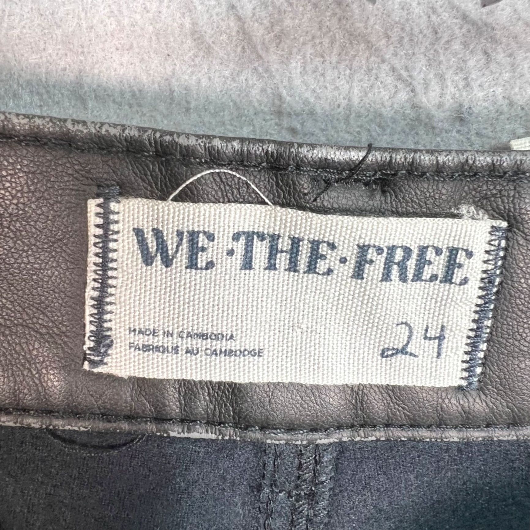 Vintage We The Free Misha High-Rise Wide Barrel Faux Leather Pants Womens Size 24 Black Size 42" / US 20 - 3 Thumbnail