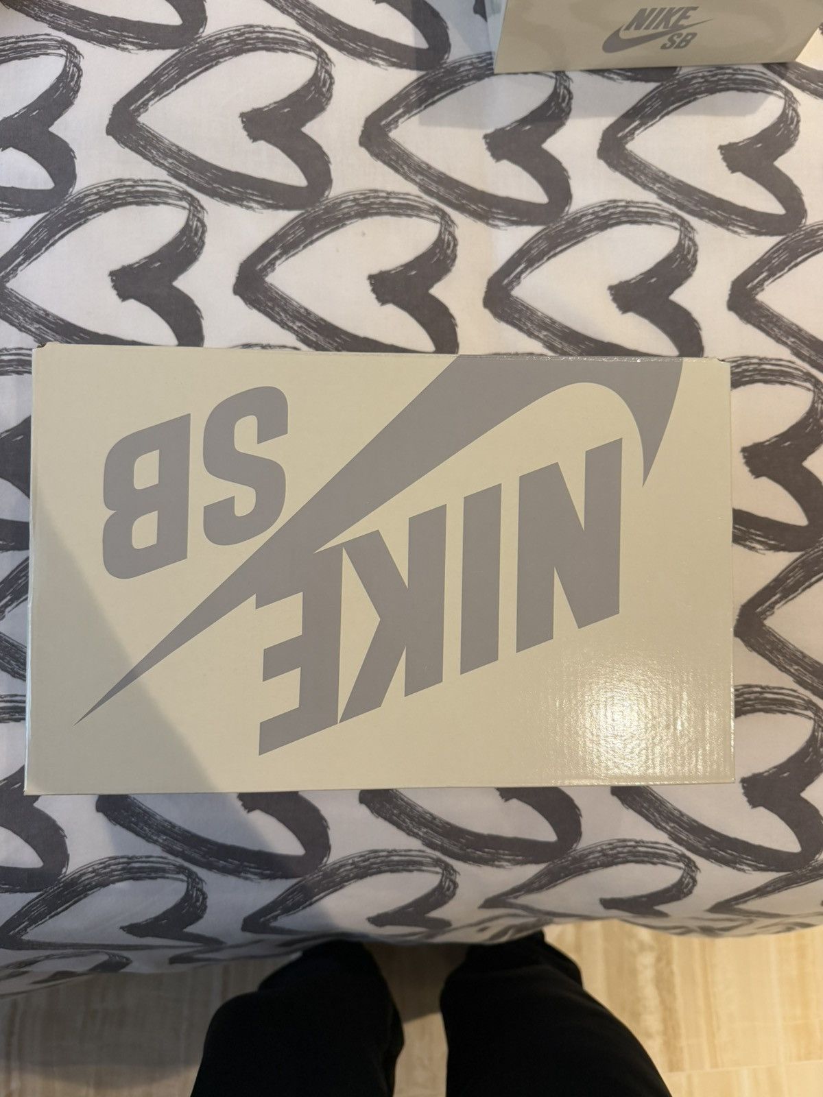 Nike × Supreme SUPREME NIKE LIMITED EU! Size US 8 / EU 41 - 5 Thumbnail