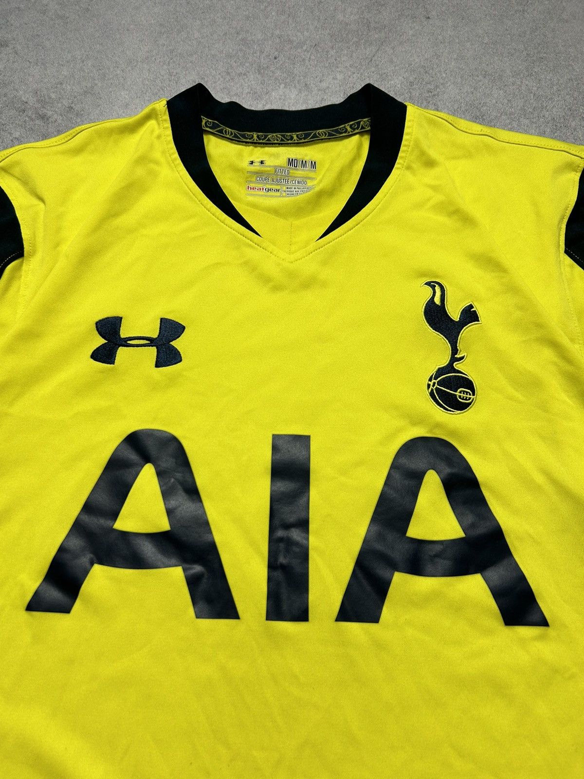 Under Armour TOTTENHAM HOTSPUR 2014 2015 THIRD SHIRT FOOTBALL UNDER ARMOR Size US M / EU 48-50 / 2 - 3 Thumbnail