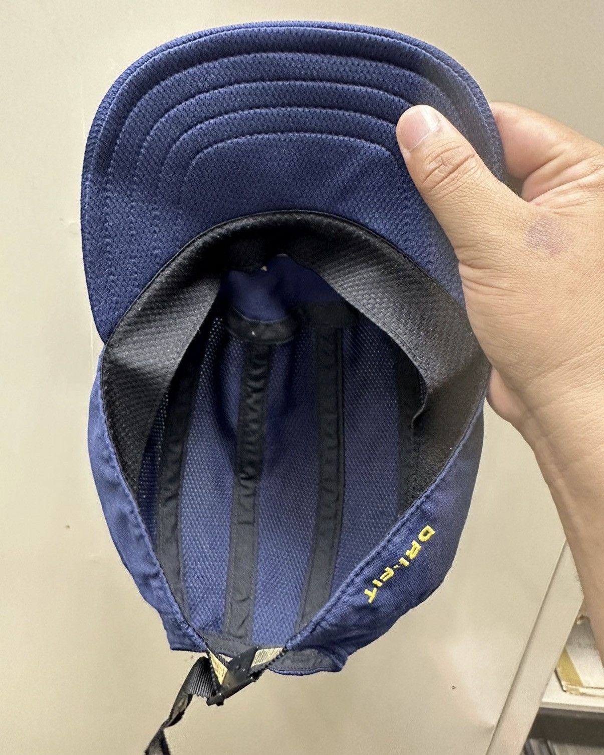 Nike VTG Nike Dri Fit Hat Size ONE SIZE - 6 Thumbnail