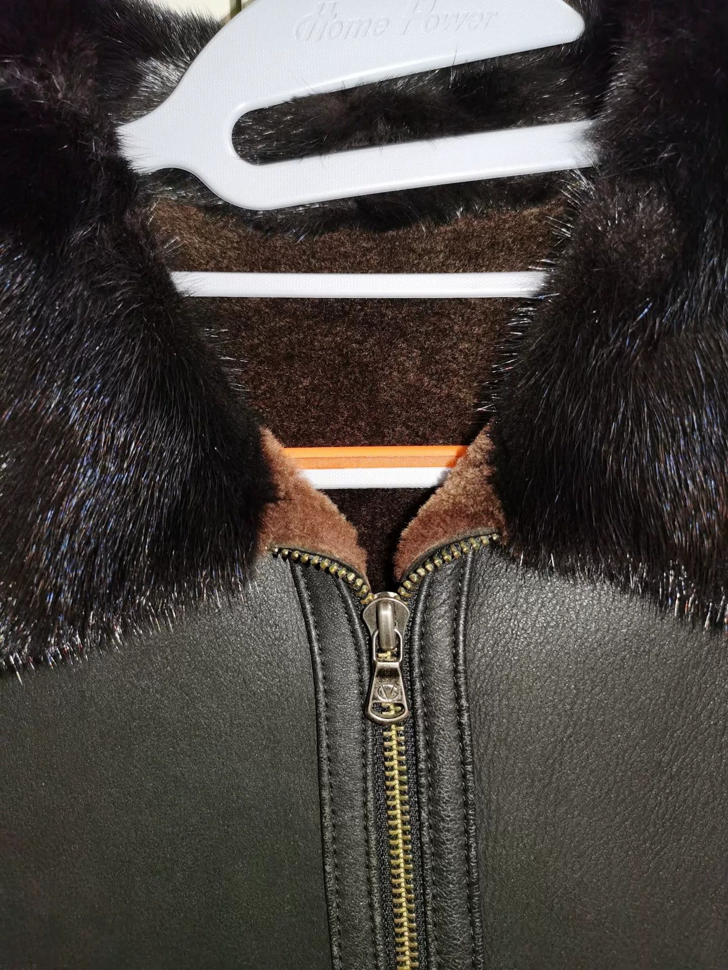 Giovanni Valentino black leather jacket with fur collar Size US M / EU 48-50 / 2 - 5 Thumbnail