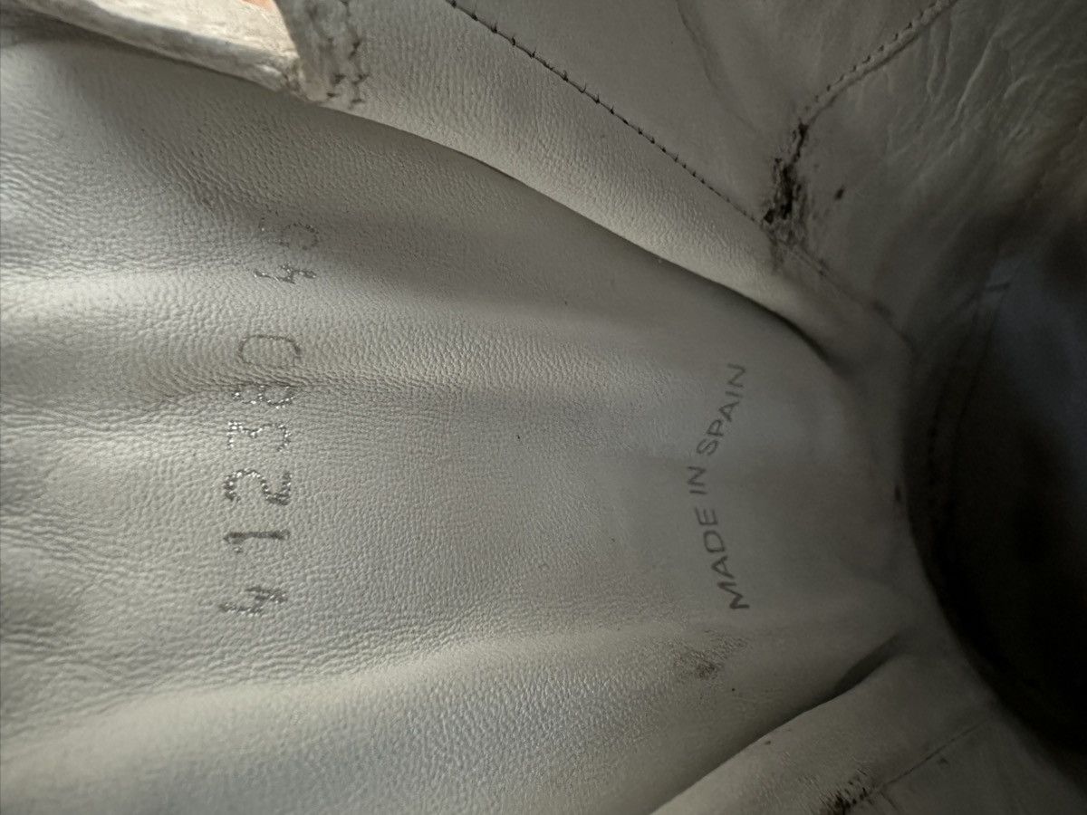 Balenciaga Balenciaga Arena Cracked White Leather Lowtop Sneaks Size US 13 / EU 46 - 17 Thumbnail