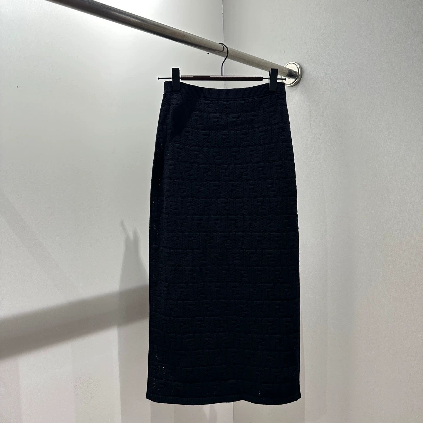 Fendi Fendi mar442 all over FF knit skirt 36 Size 25" / US 0 / IT 36 - 1 Thumbnail
