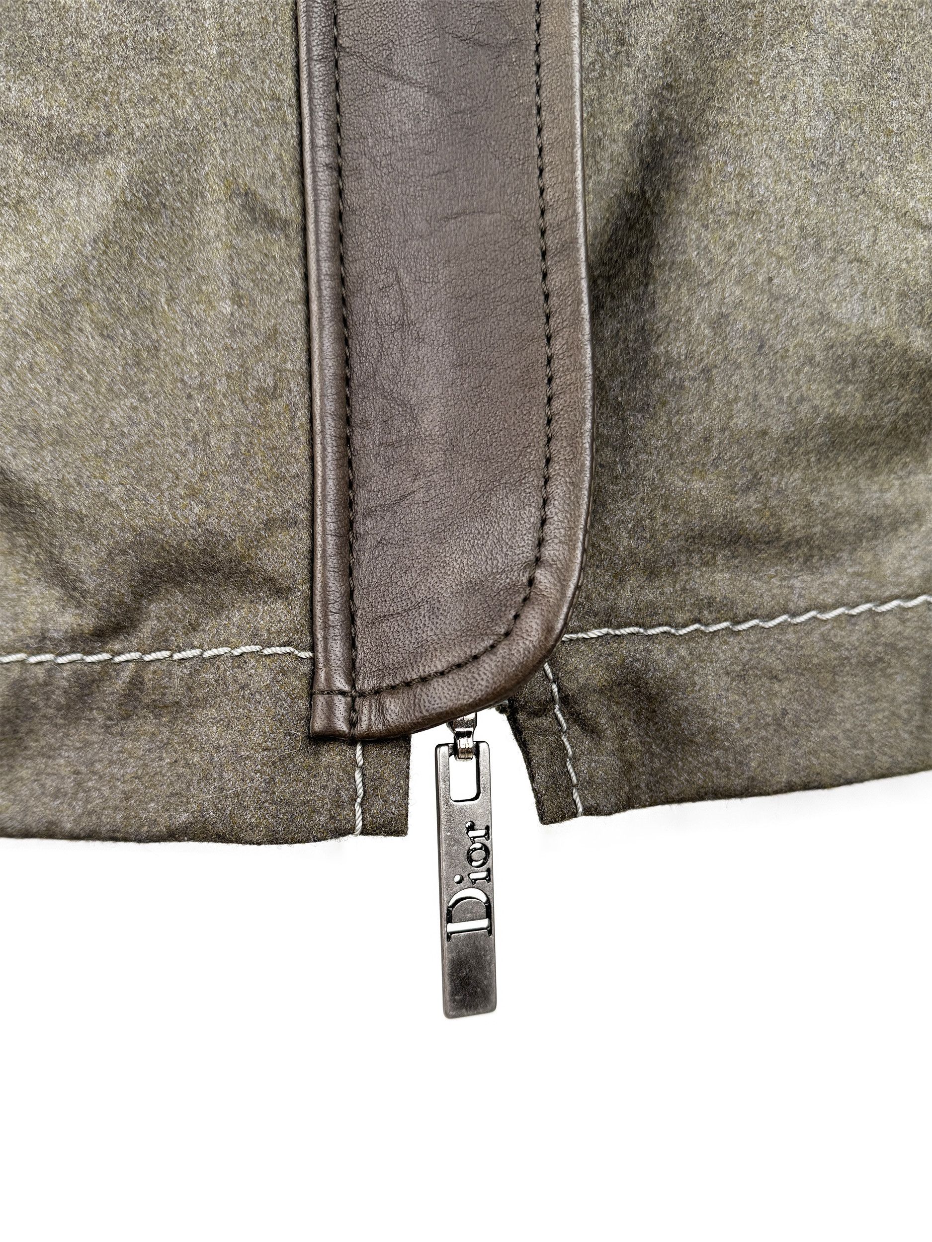 Dior Christian Dior 2006 Wool and Leather Asymmetric Mini Skirt Size 28" / US 6 / IT 42 - 9 Thumbnail