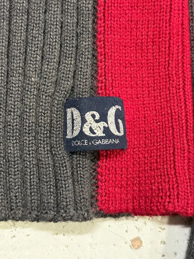 Dolce & Gabbana 2000s Dolce & Gabbana Grey & Red Turtleneck Size US S / EU 44-46 / 1 - 8 Thumbnail