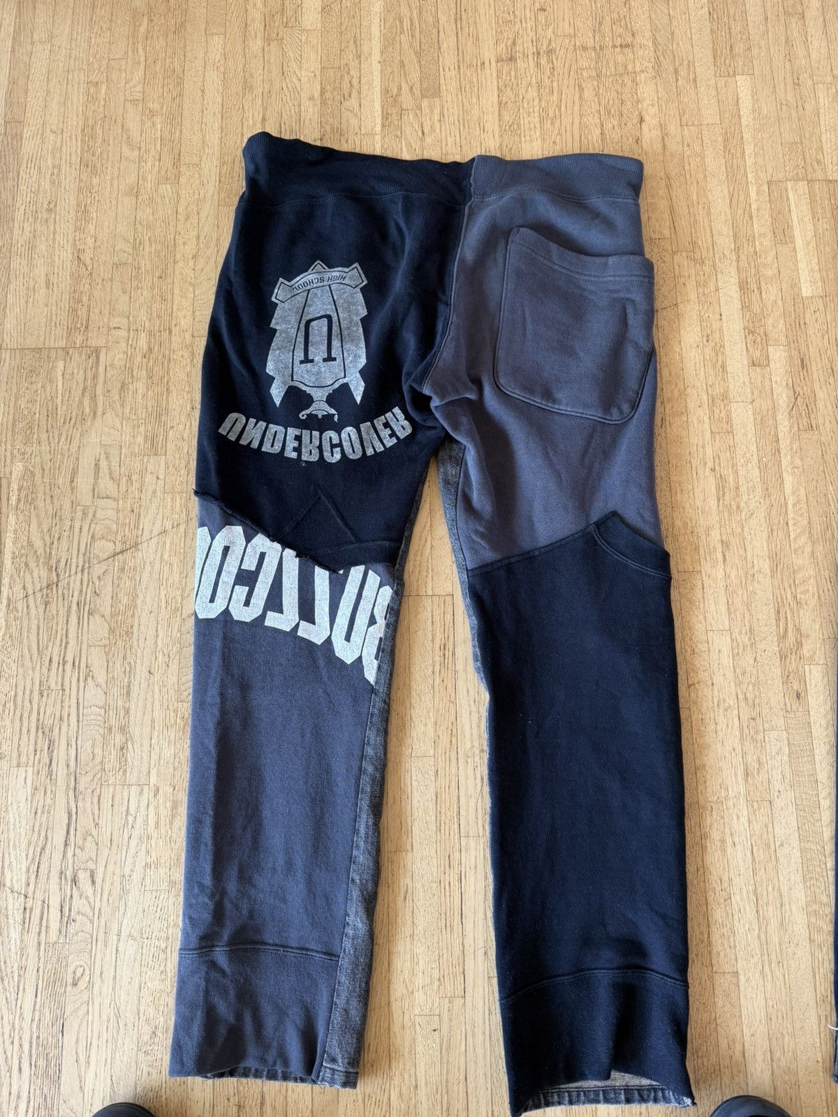 Undercover Undercover Rebelgods AW02 Witches cell division Size US 30 / EU 46 - 2 Thumbnail