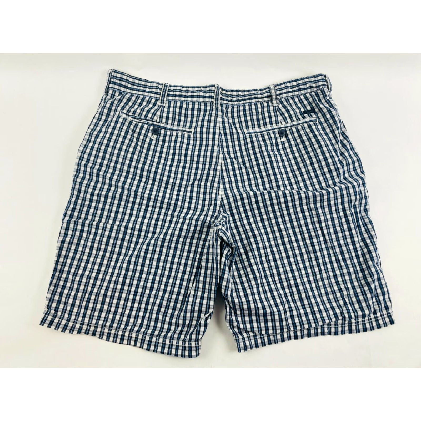 Izod IZOD Shorts Men's 40 Blue White Plaid Flat Front Casual Outdoor Pockets Size US 40 / EU 56 - 2 Thumbnail