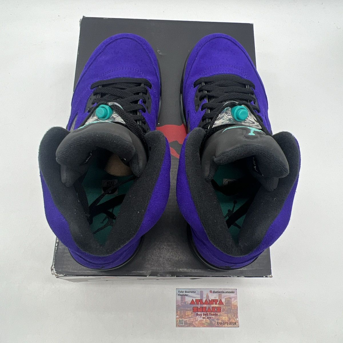 Jordan Brand Air Jordan 5 Alternate grape Size US 8 / EU 41 - 7 Thumbnail