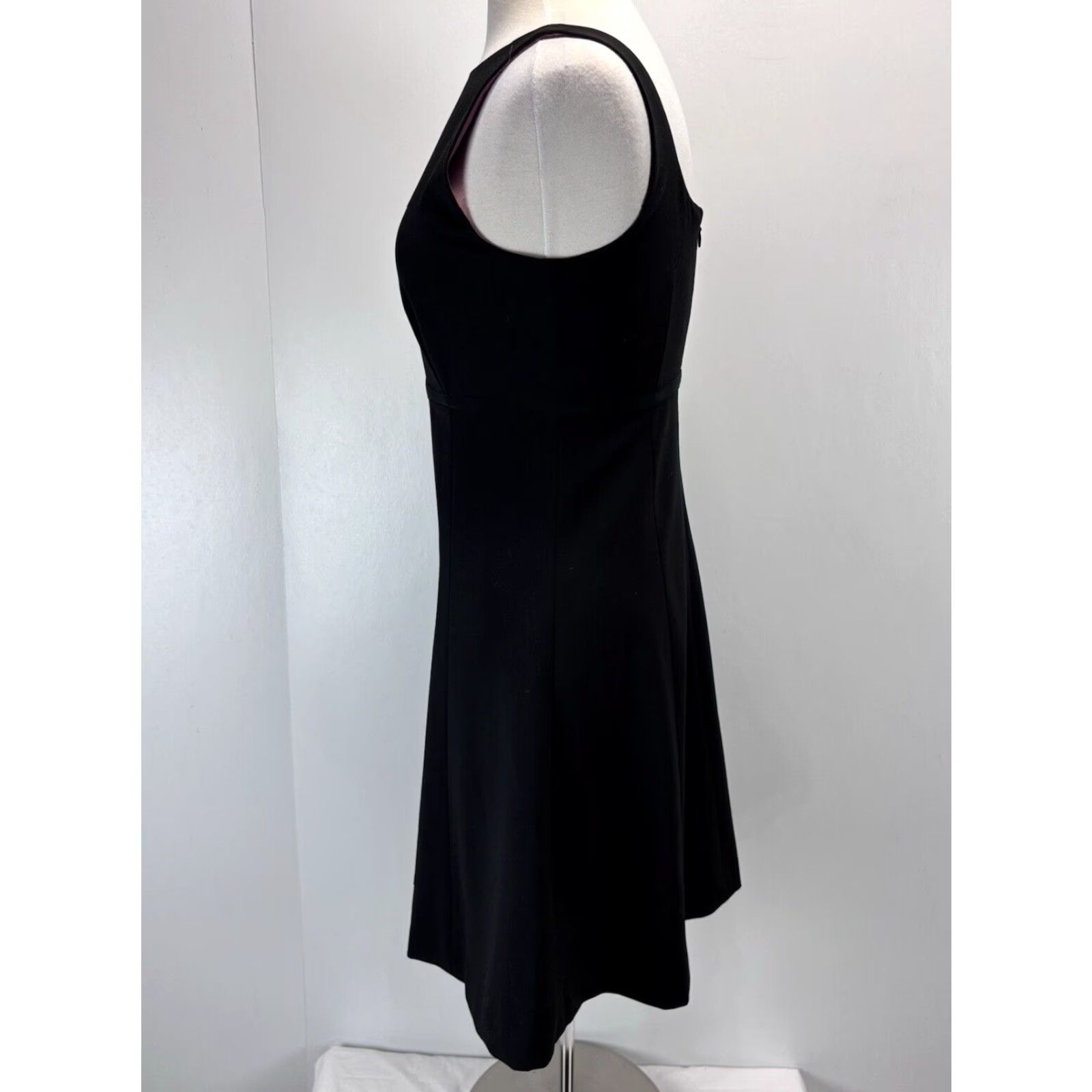 Gap VINTAGE Gap Fit & Flare Little Black Dress Sz 6 Women Lined Sleeveless 90s Wool Size M / US 6-8 / IT 42-44 - 2 Thumbnail