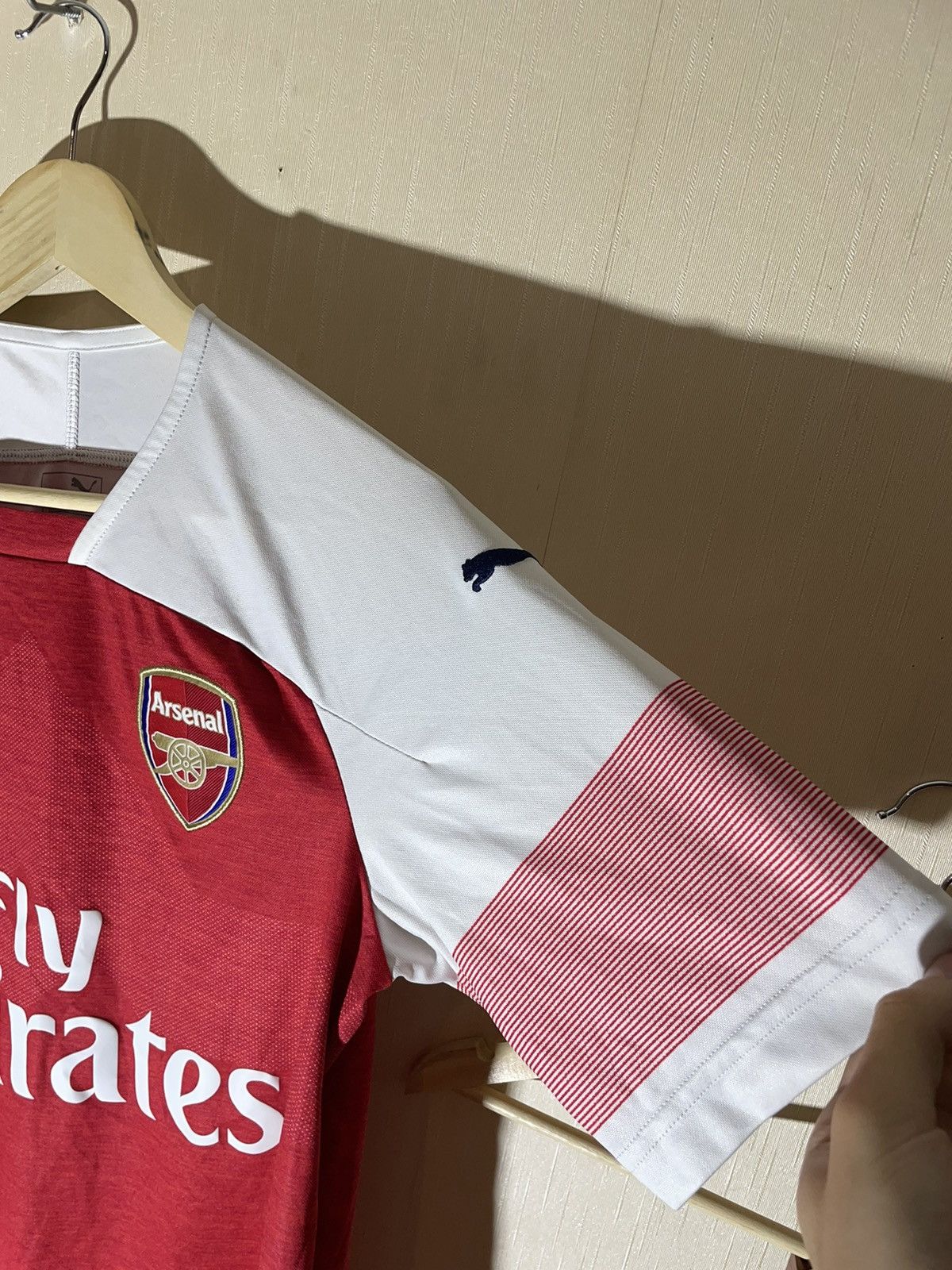 Puma Puma Arsenal 2017 soccer jersey Size US S / EU 44-46 / 1 - 5 Thumbnail