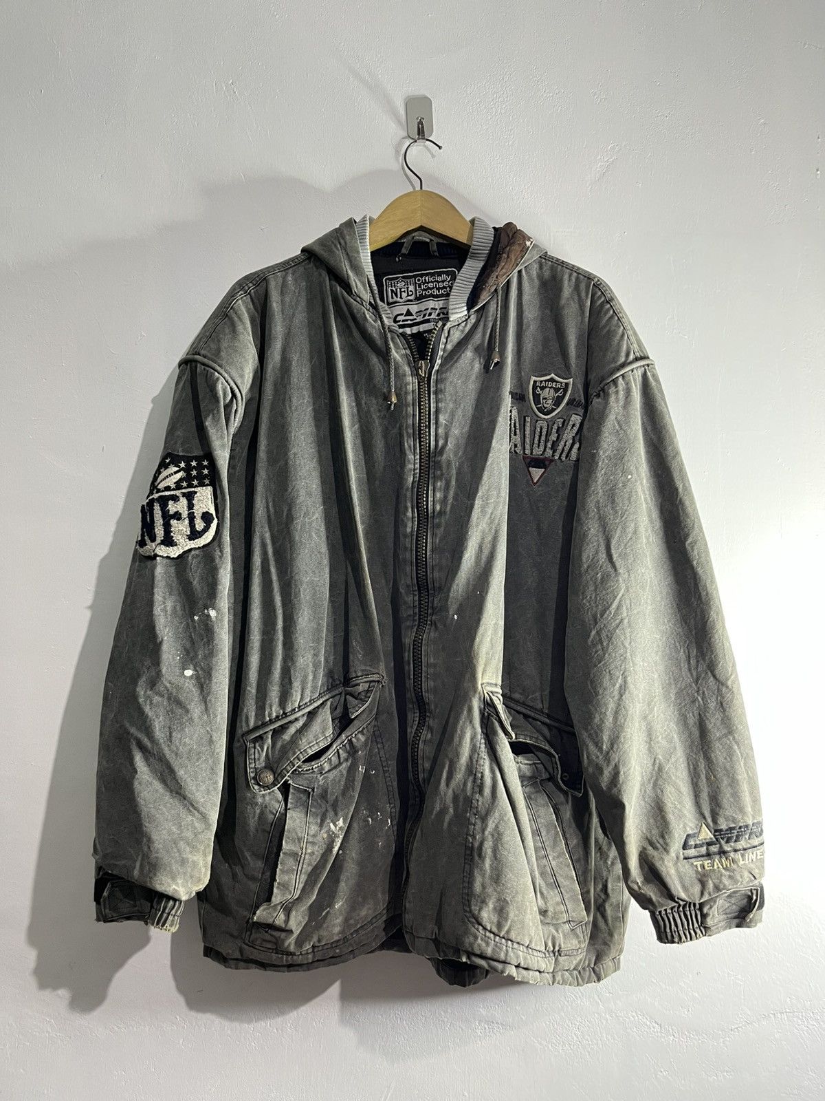 NFL Vintage raiders campri NFL destroyed jacket Size US S / EU 44-46 / 1 - 2 Thumbnail