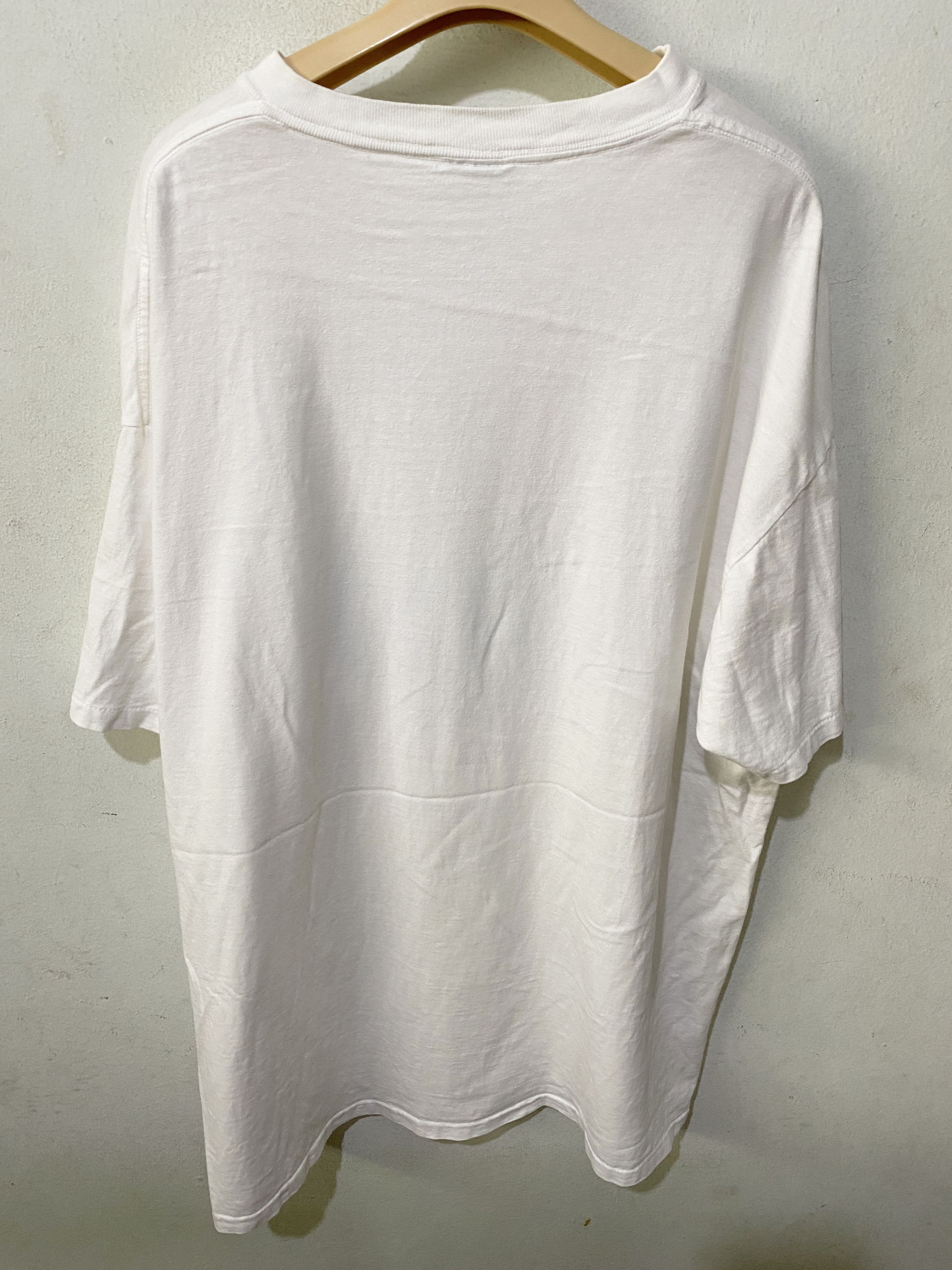 Vintage 90s Paws for Peace Shirt