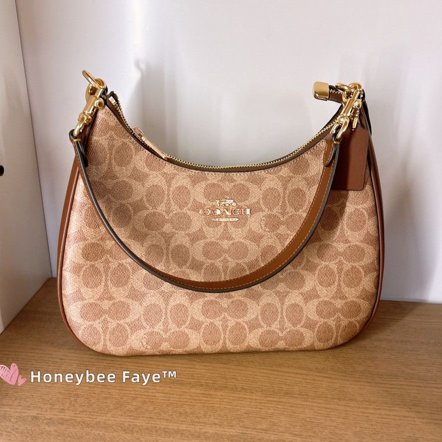 Coach NWT Coach Teri Hobo Bag In Signature Canvas CV940 Size ONE SIZE - 3 Thumbnail