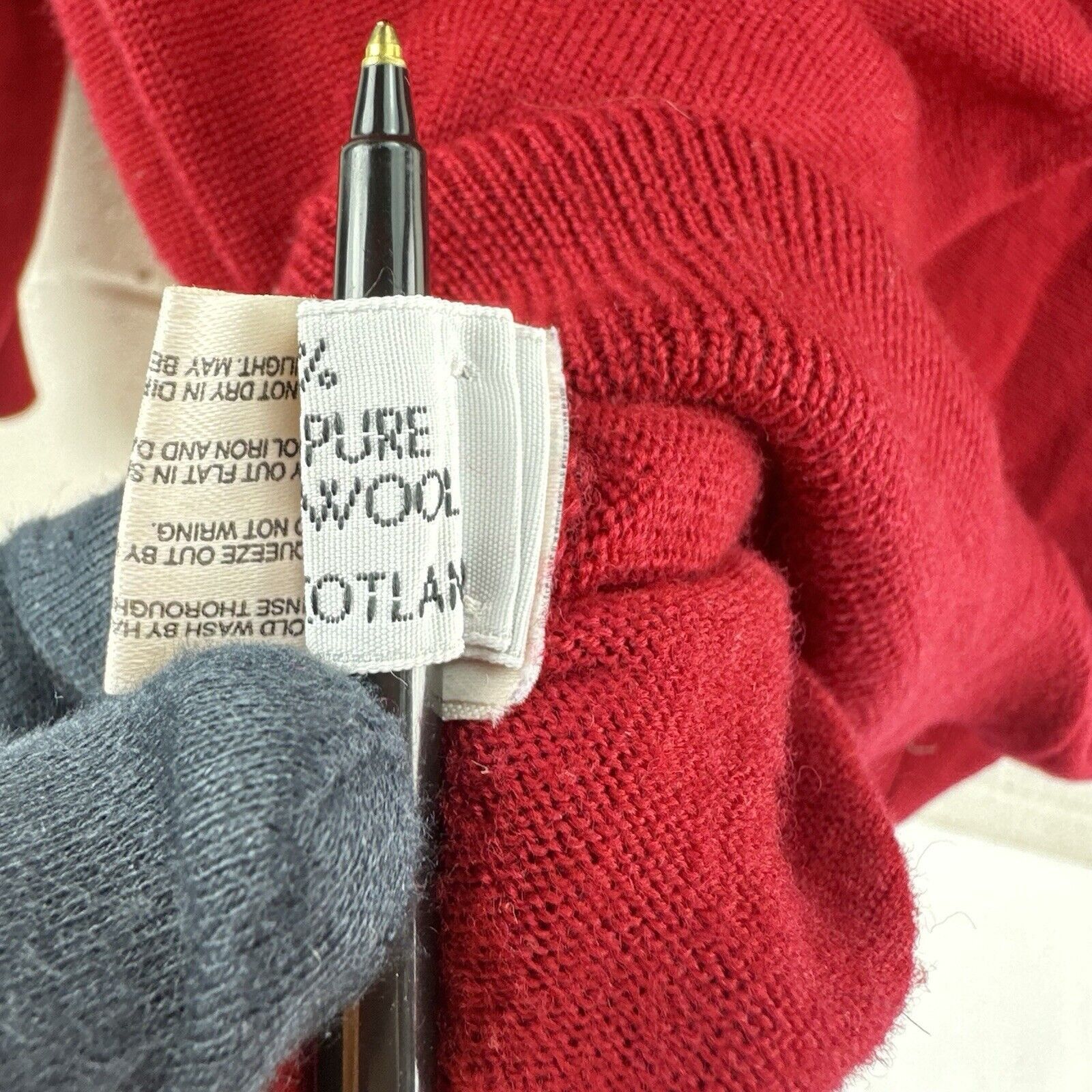 William Lockie Vintage William Lockie 100% Lambswool Sweater Men Sz XL Red Size US L / EU 52-54 / 3 - 4 Thumbnail